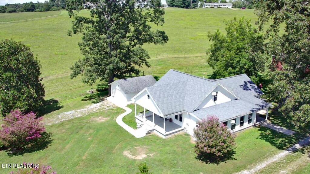 Dandridge, TN 37725,1218 Swannsylvania Rd