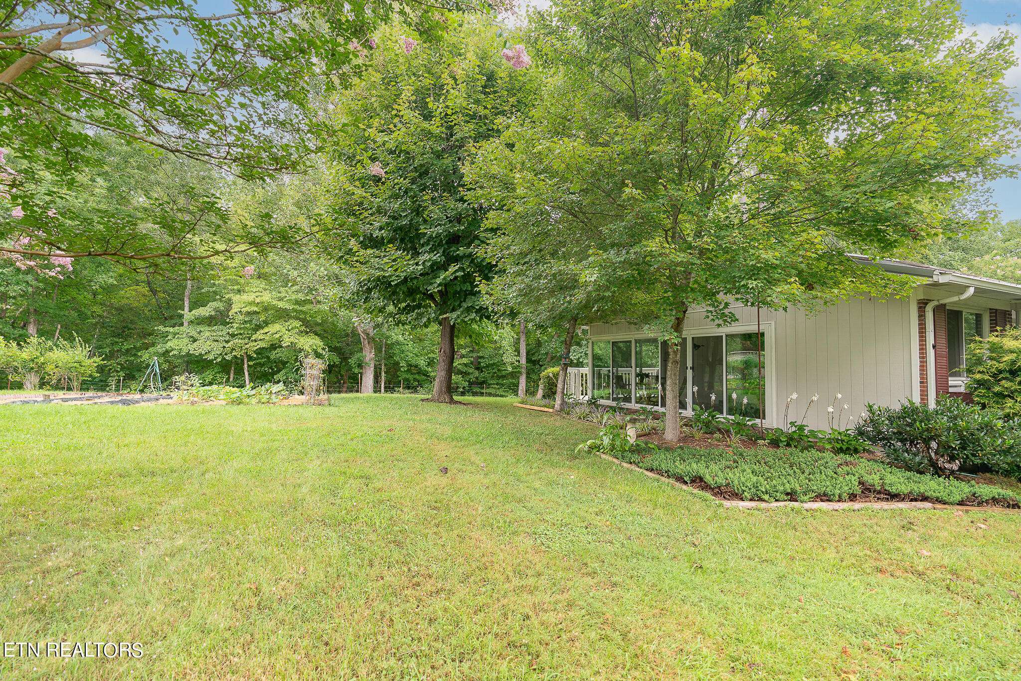 Heiskell, TN 37754,290 Carden Gap Rd