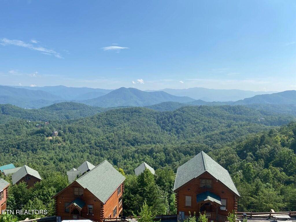 Sevierville, TN 37862,3140 Lakeview Lodge DR