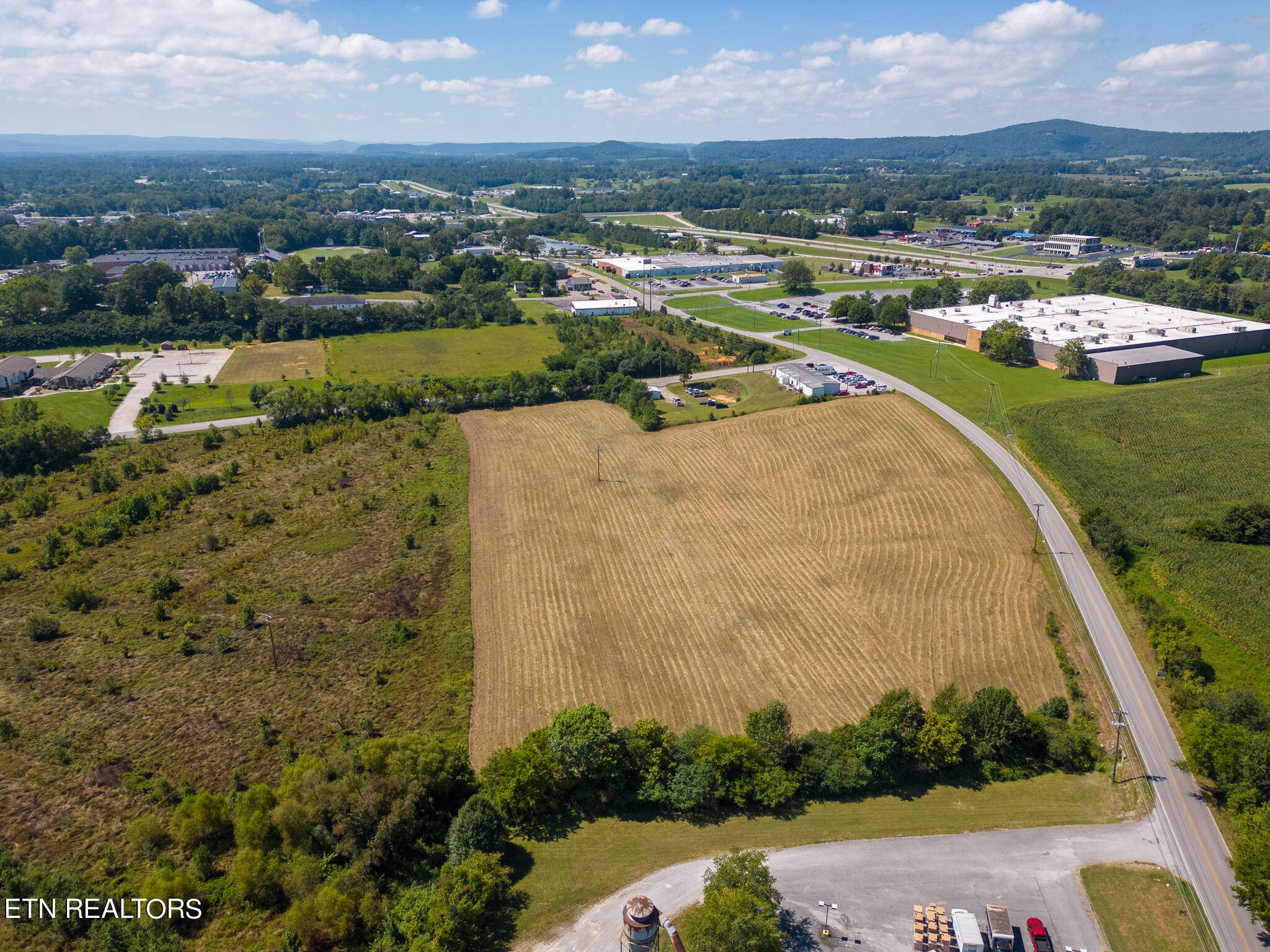 Sparta, TN 38583,8 AC Sewell DR