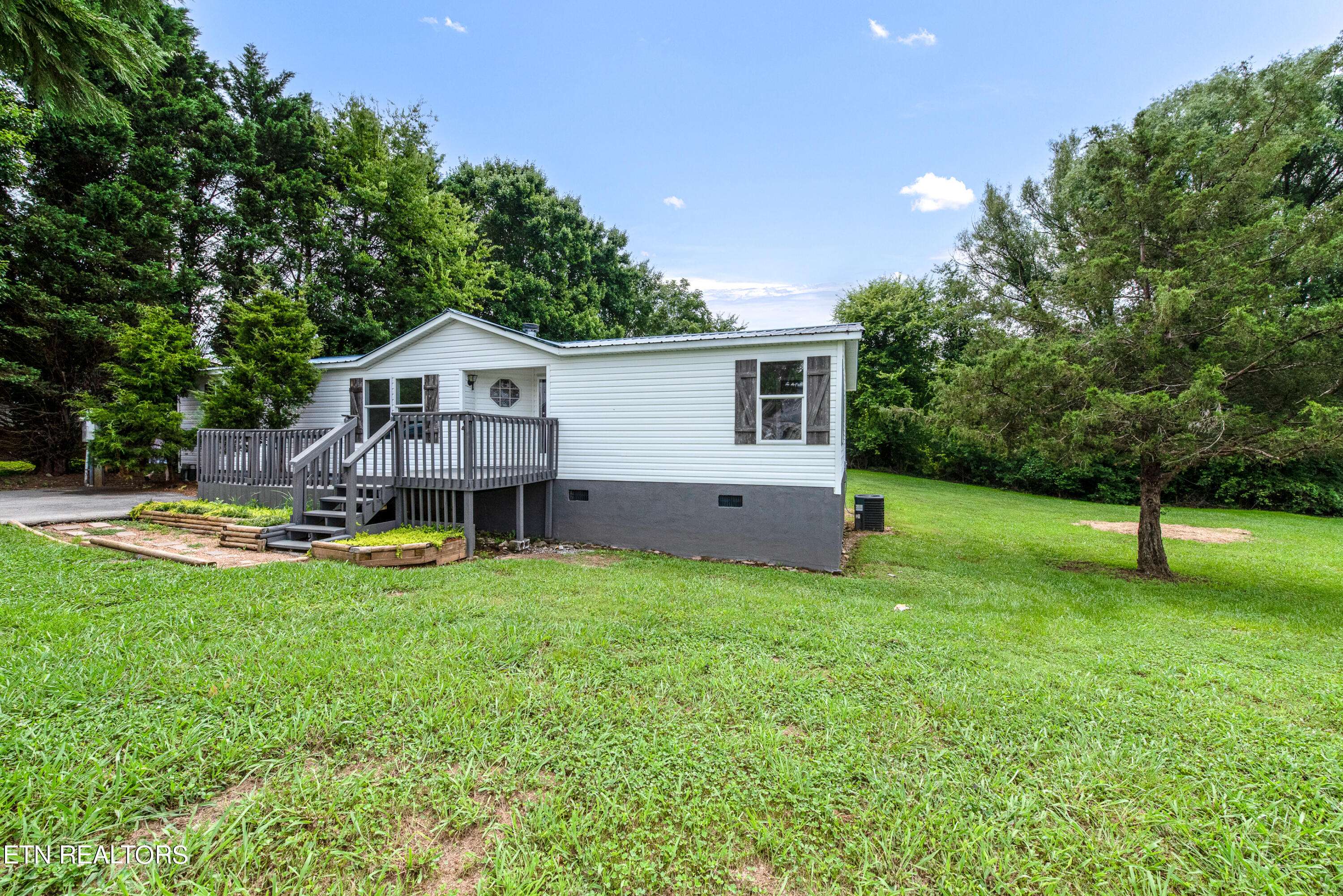 Walland, TN 37886,227 Kelsey Logan DR