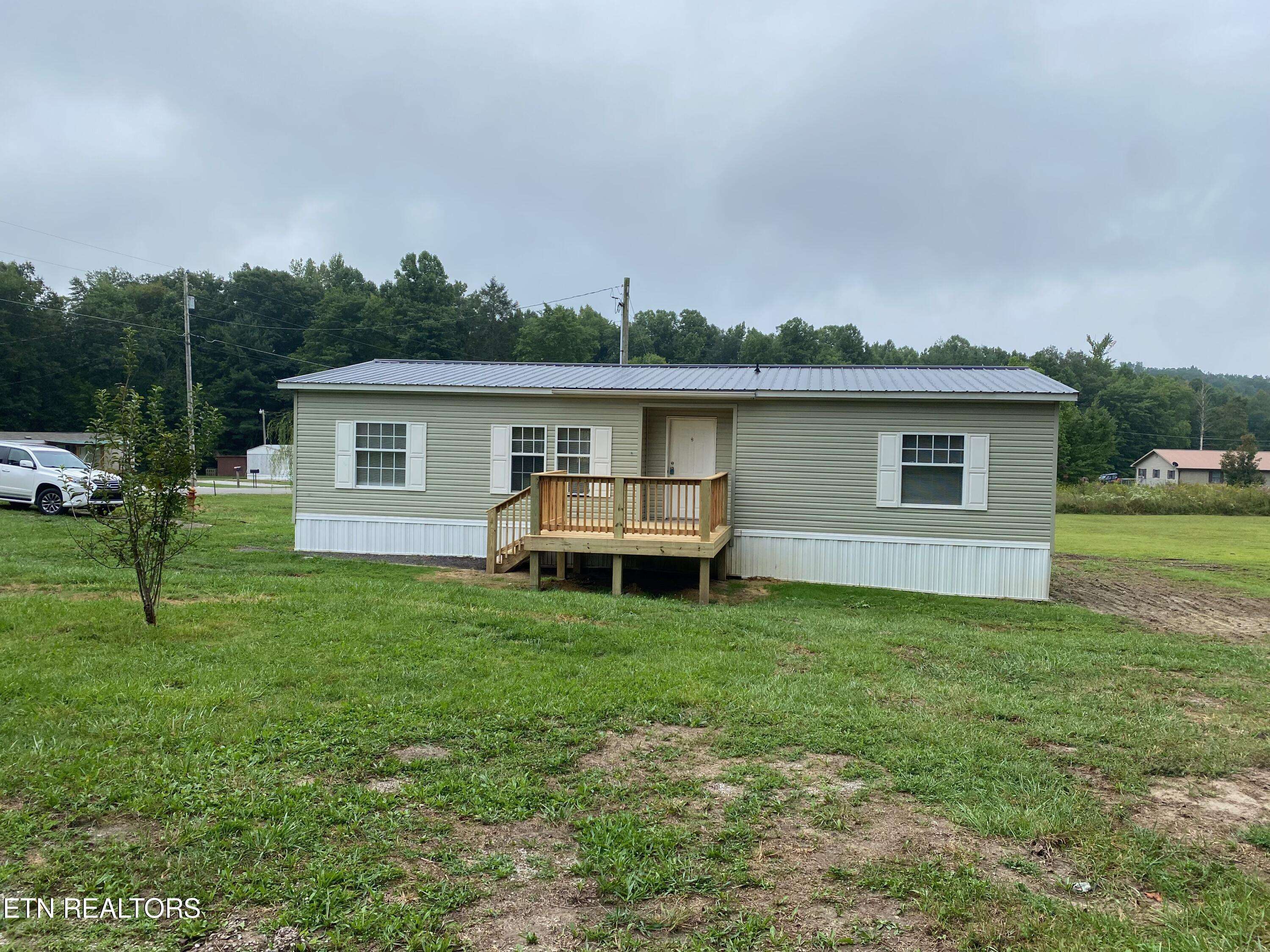 Winfield, TN 37892,180 Green Meadow LN