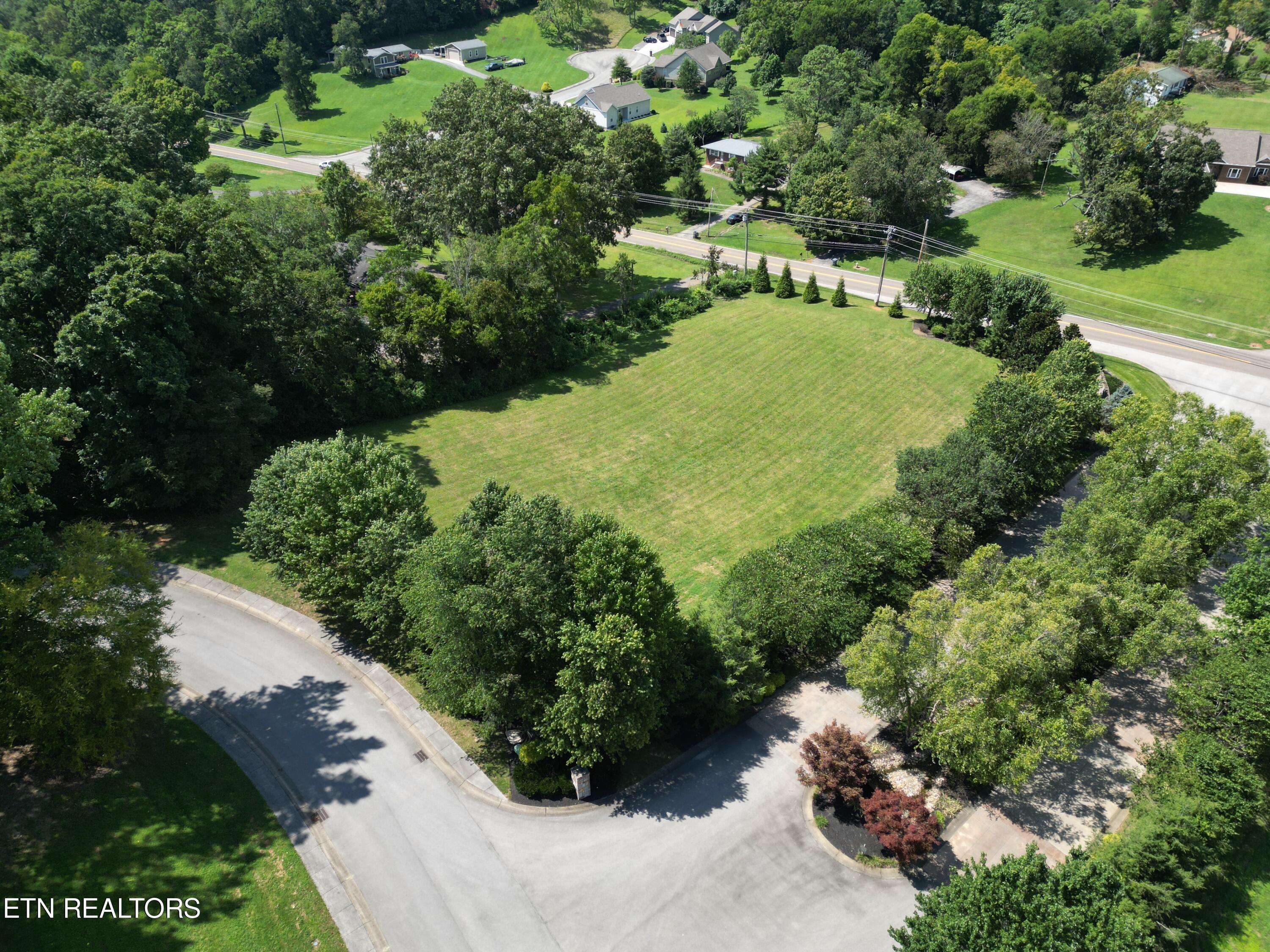 Dandridge, TN 37725,LOT 1 Majestic CIR