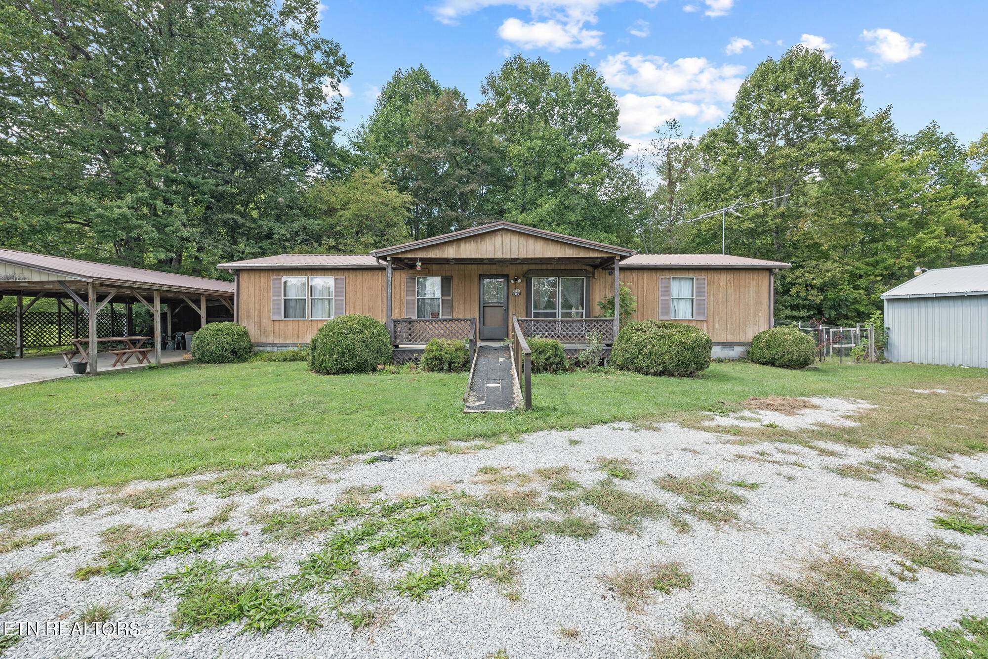 Crossville, TN 38572,1345/1347 Midway Rd