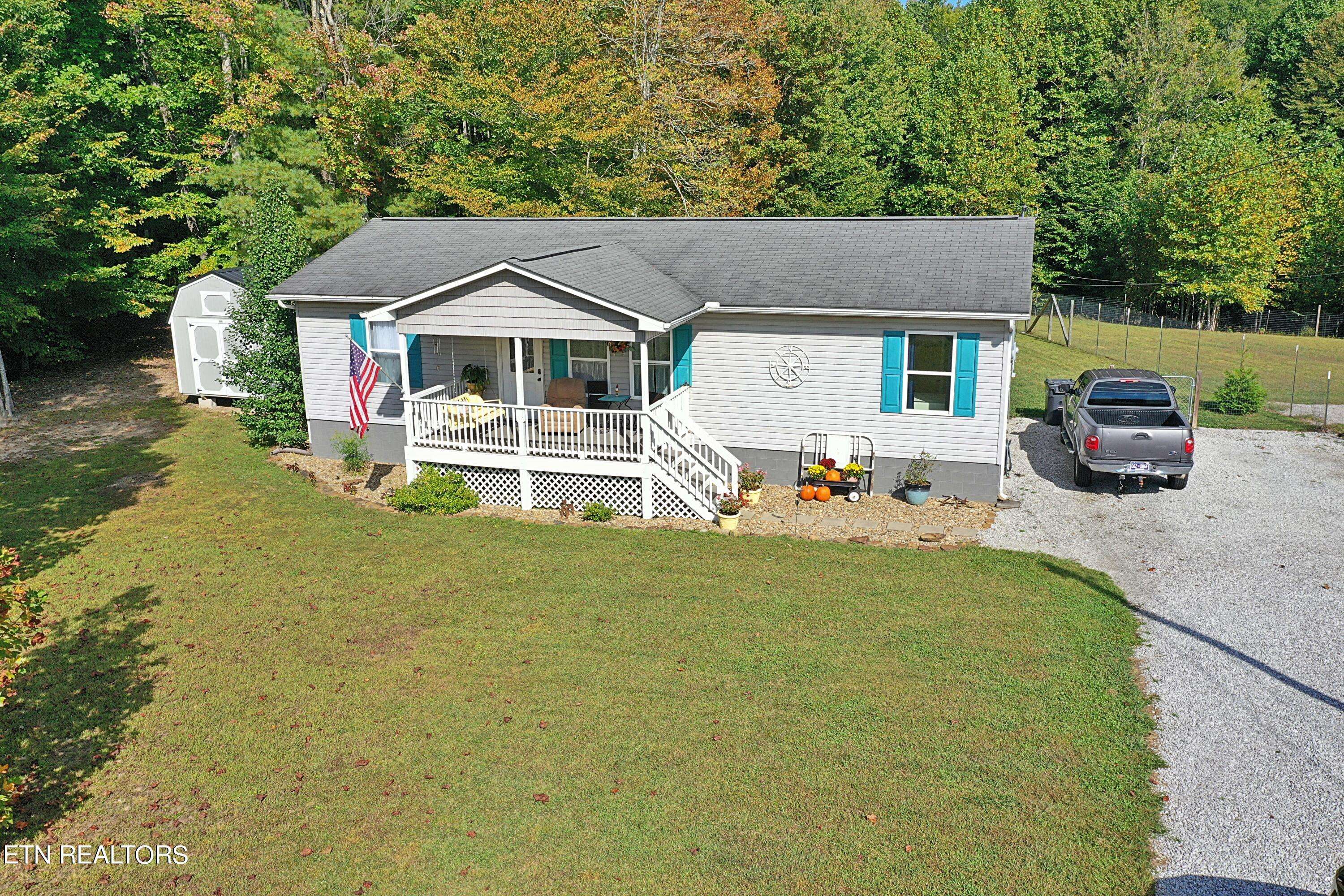 Oneida, TN 37841,987 Jane Phillips Rd