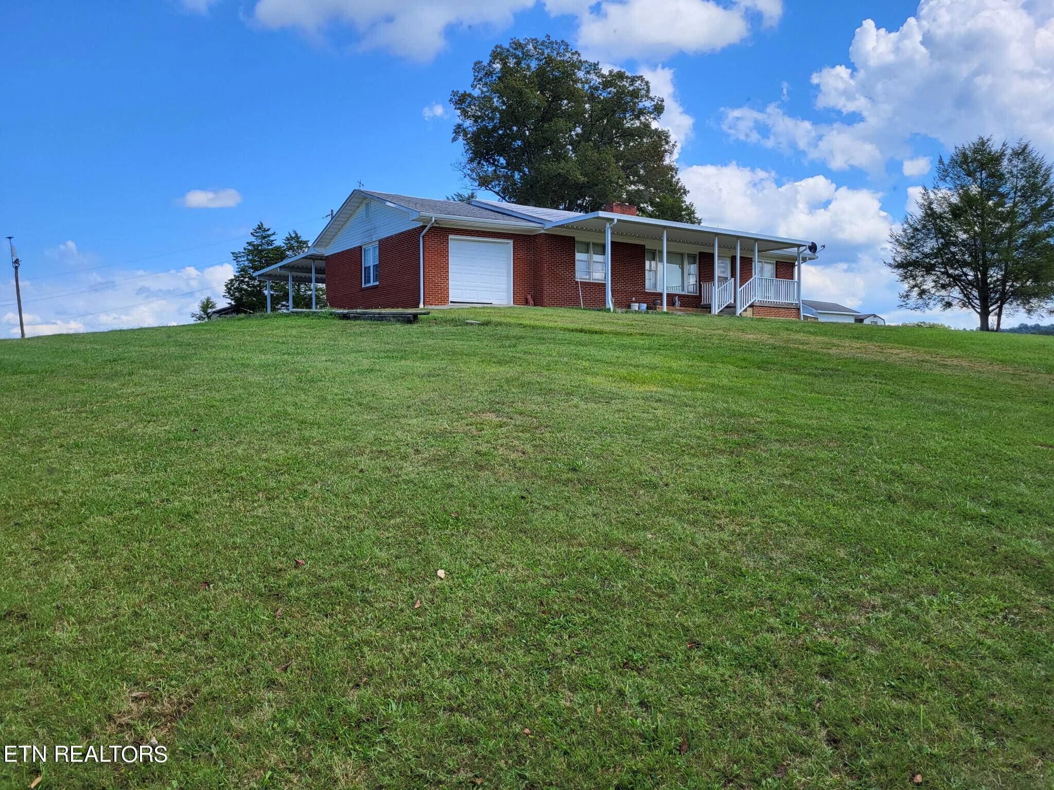 Parrottsville, TN 37843,2685 Old Parrottsville Hwy