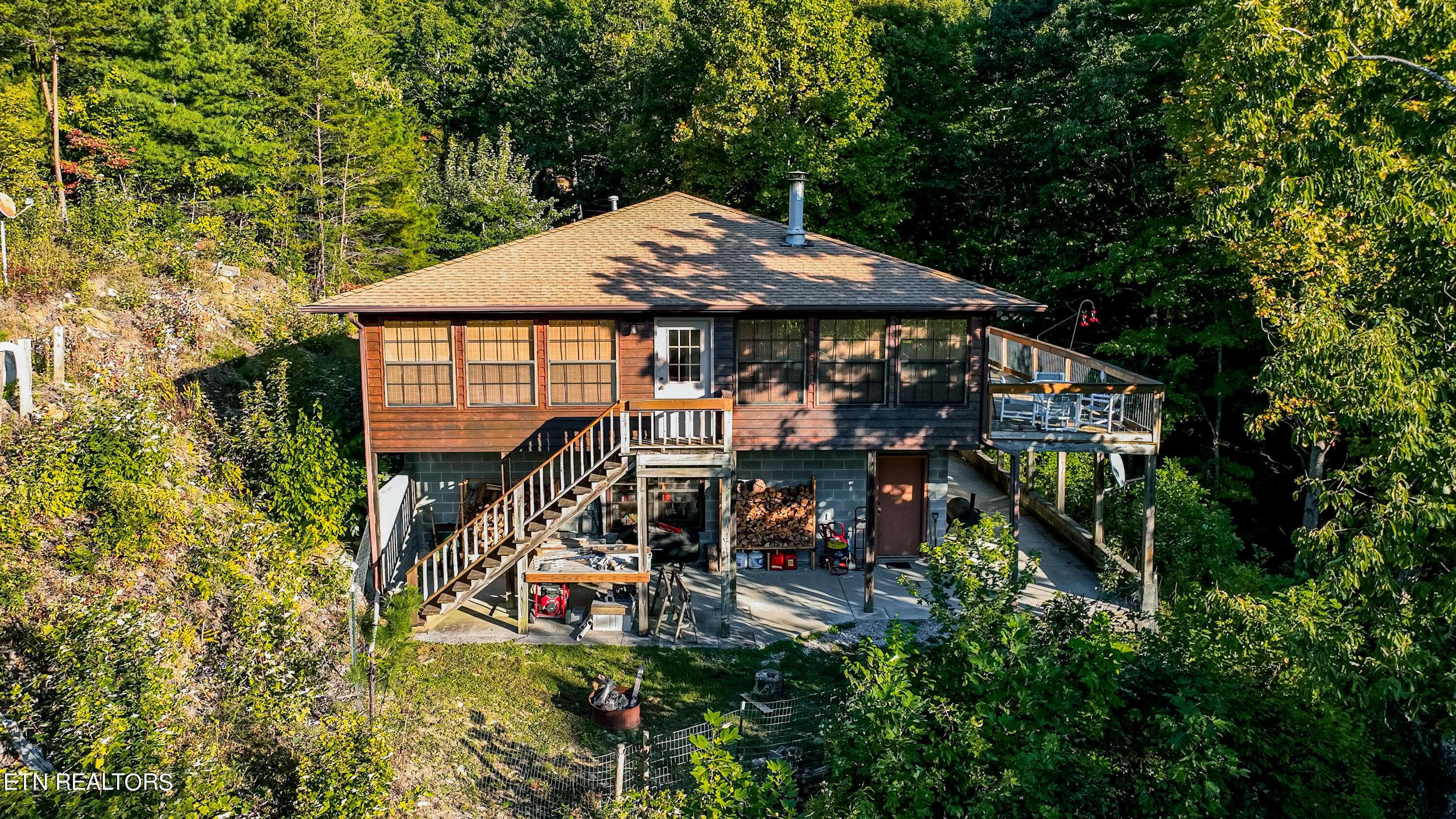 Tellico Plains, TN 37385,1036 Old Bald River Rd