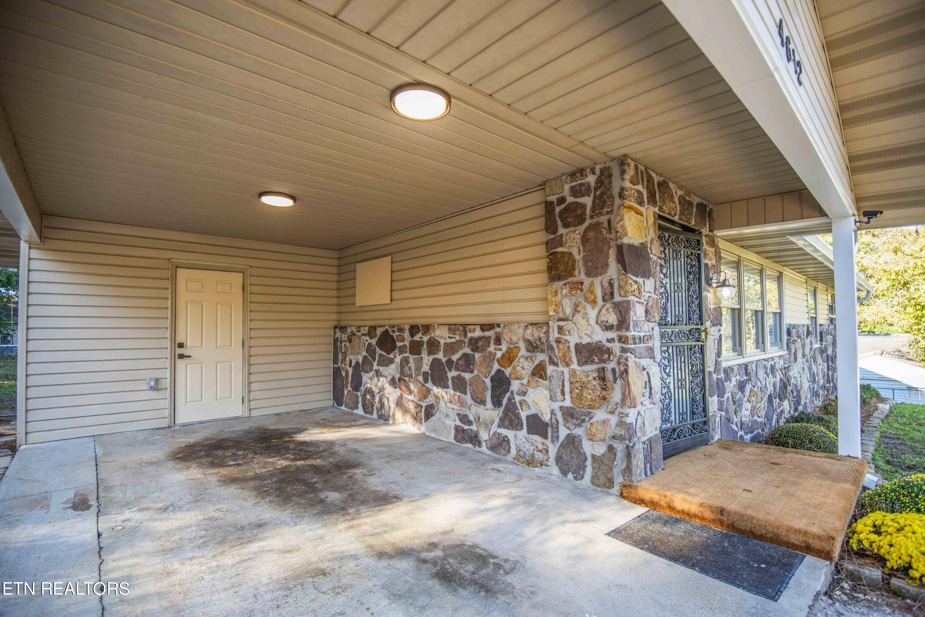 Knoxville, TN 37912,4612 Tanglewood Rd