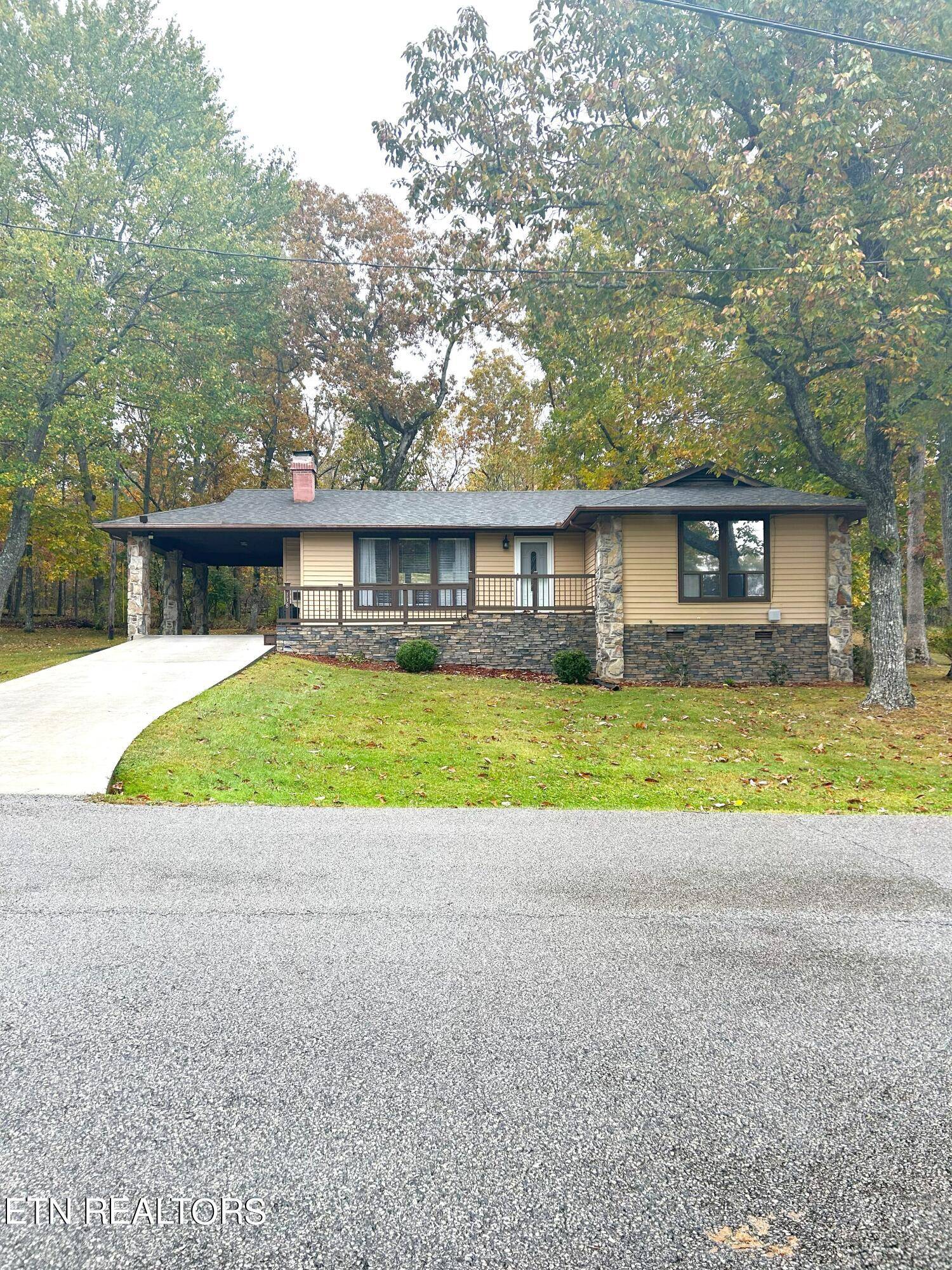 Crossville, TN 38558,138 Lakeshire DR