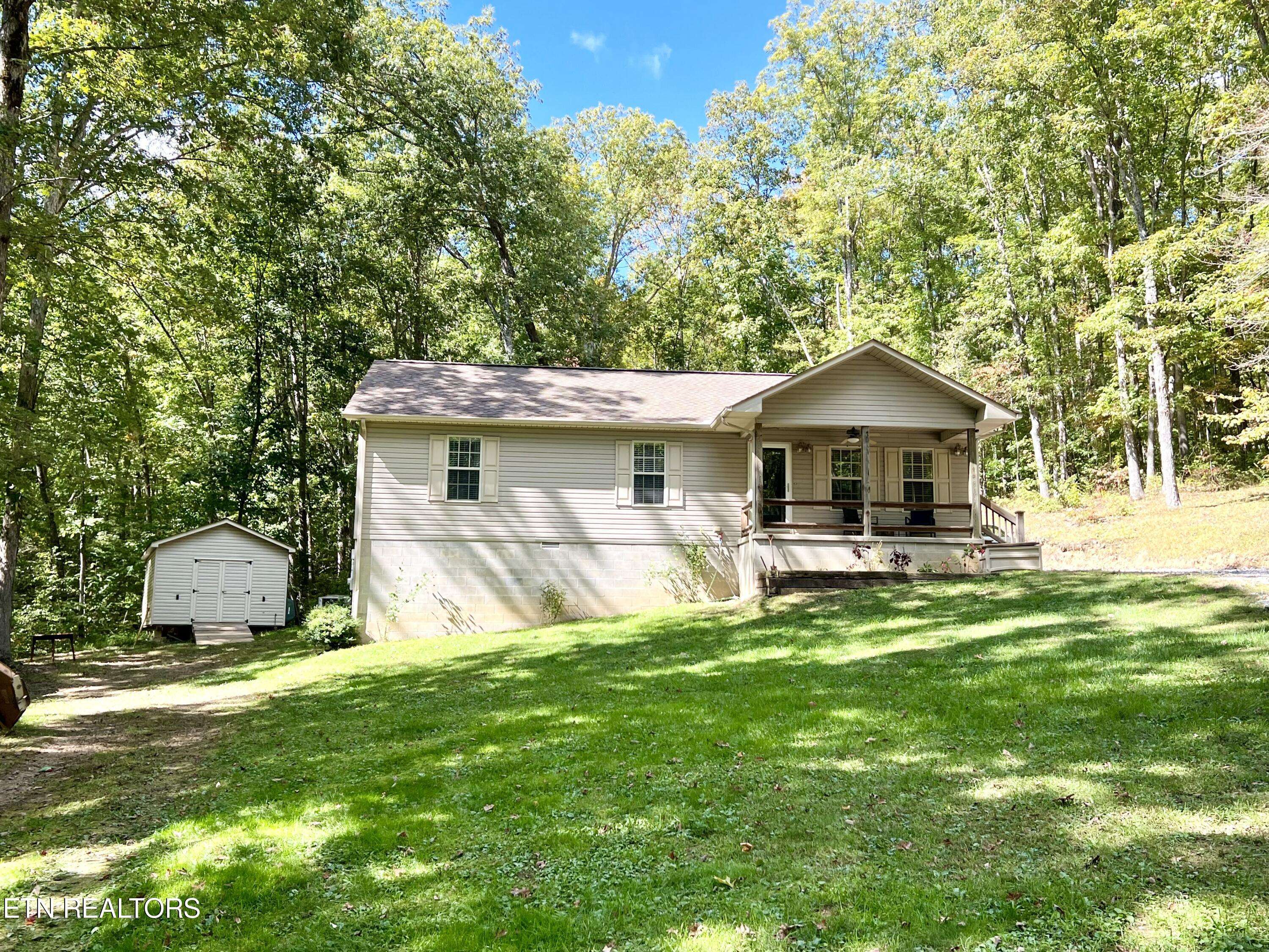 Crawford, TN 38554,7834 Fork Lane