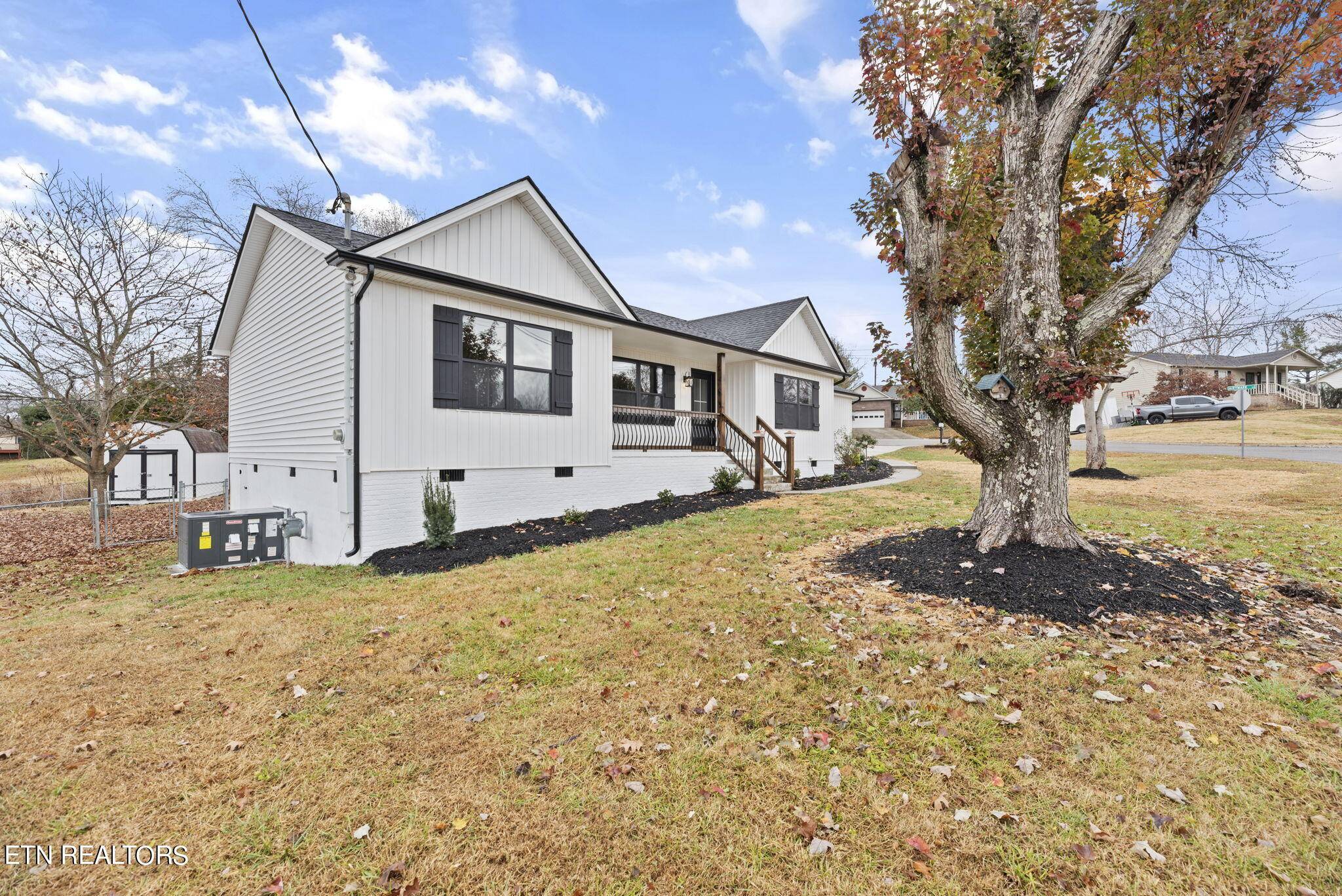 Powell, TN 37849,7704 Rymark CT