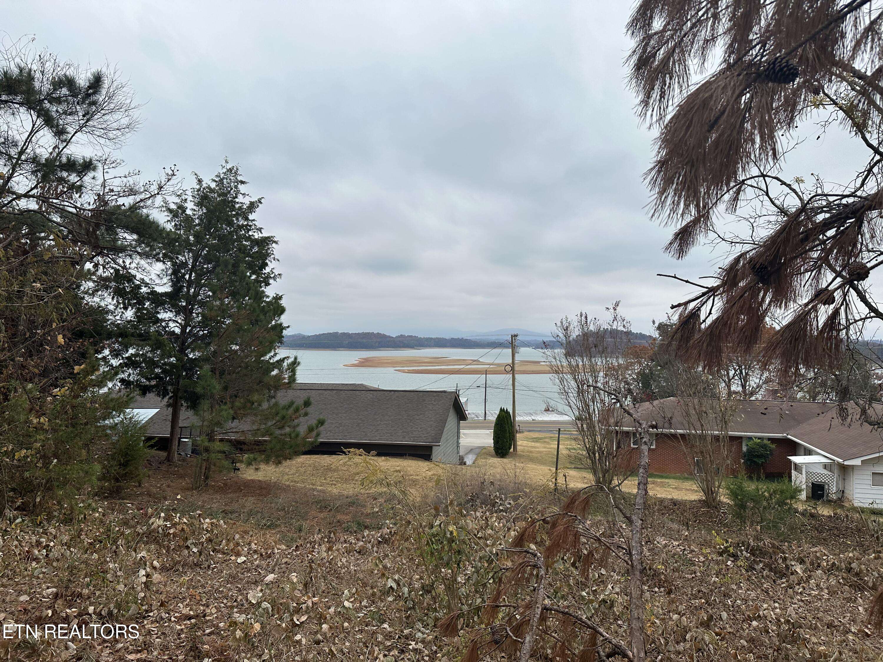 Dandridge, TN 37725,Eagle Claw Lane Lot 32