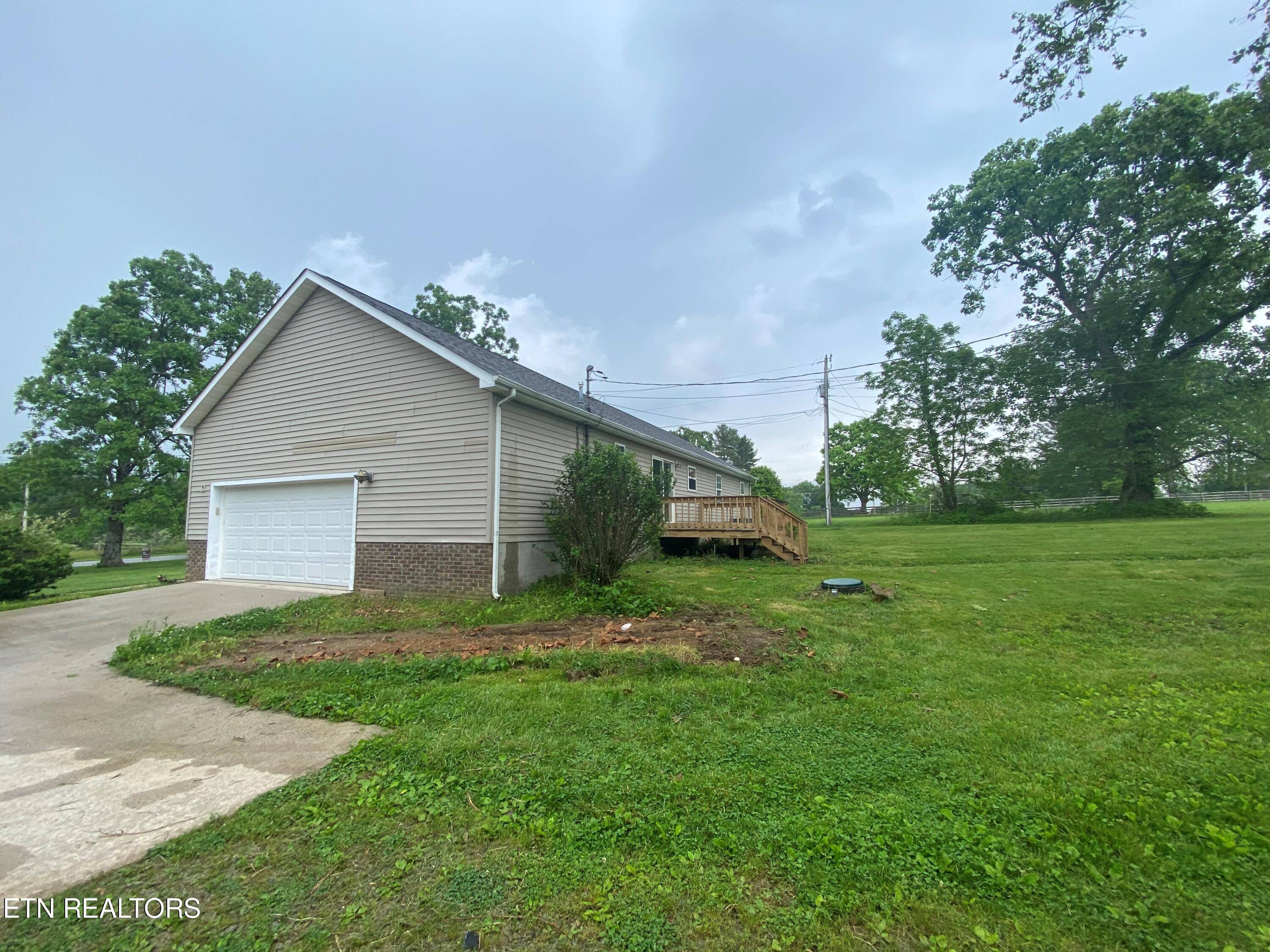 Crossville, TN 38555,1010  1012 Deep Draw Road Rd