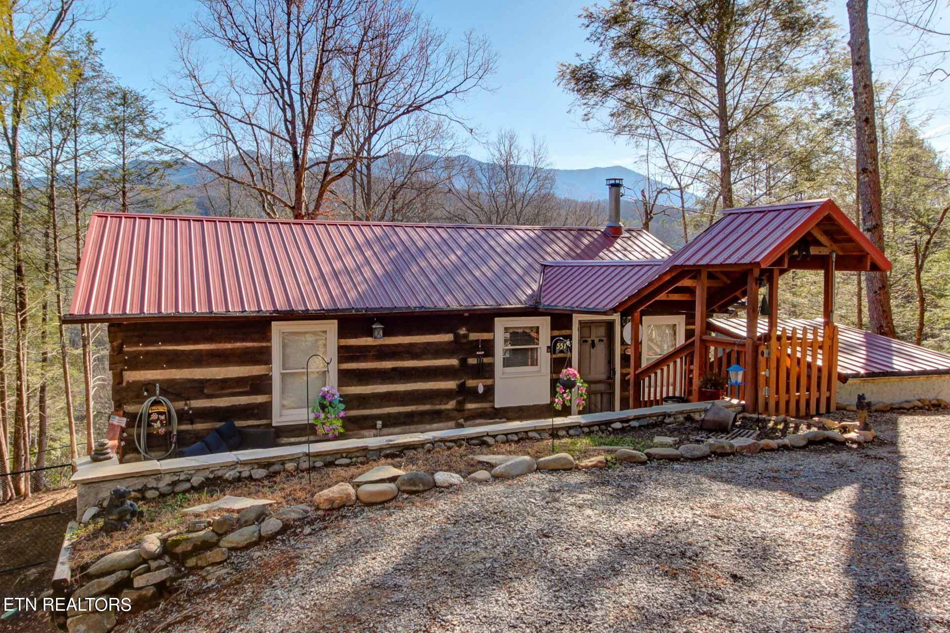 Gatlinburg, TN 37738,551 Bruce Rd