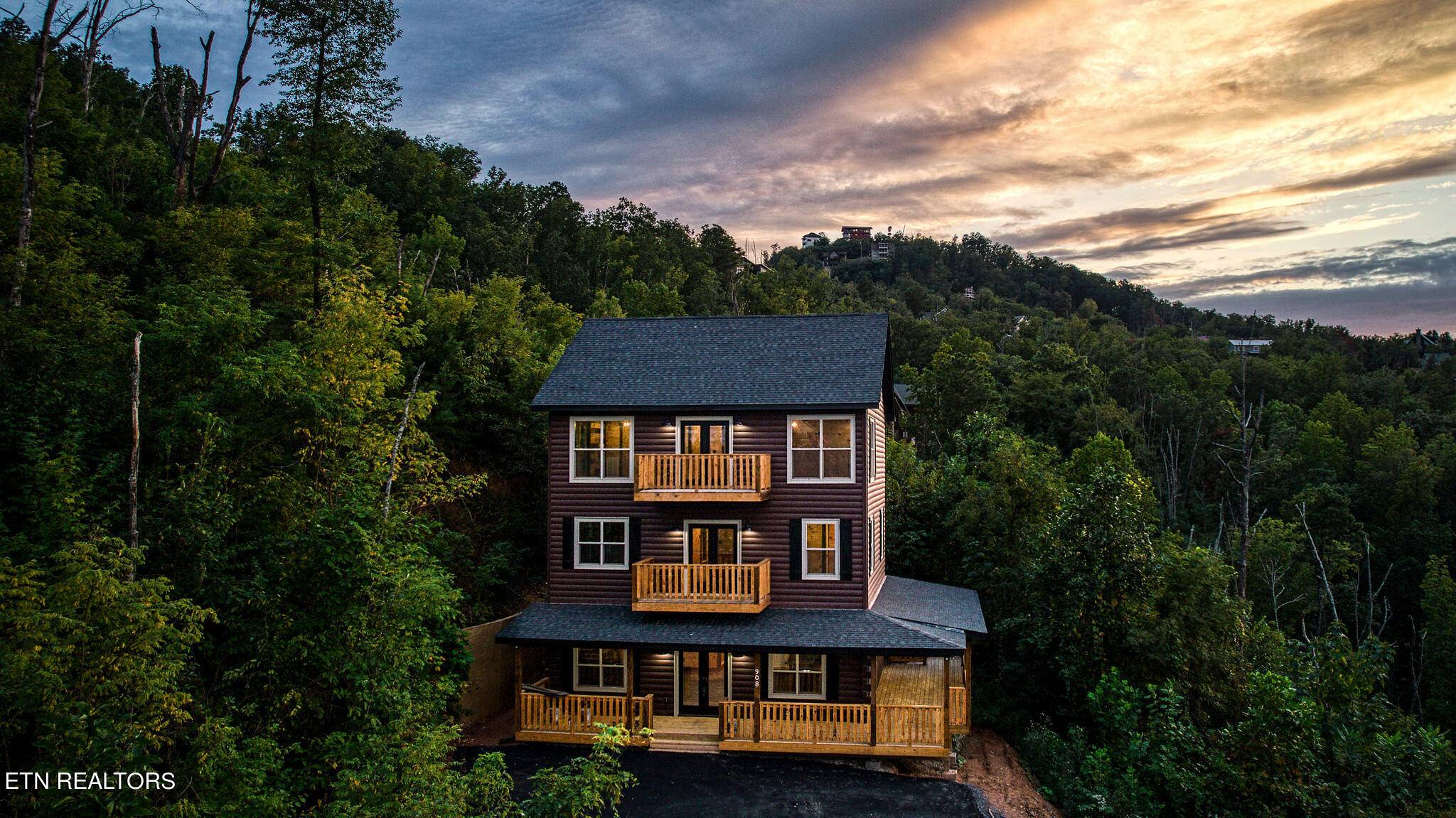 Gatlinburg, TN 37738,908 Crooked Ridge Rd