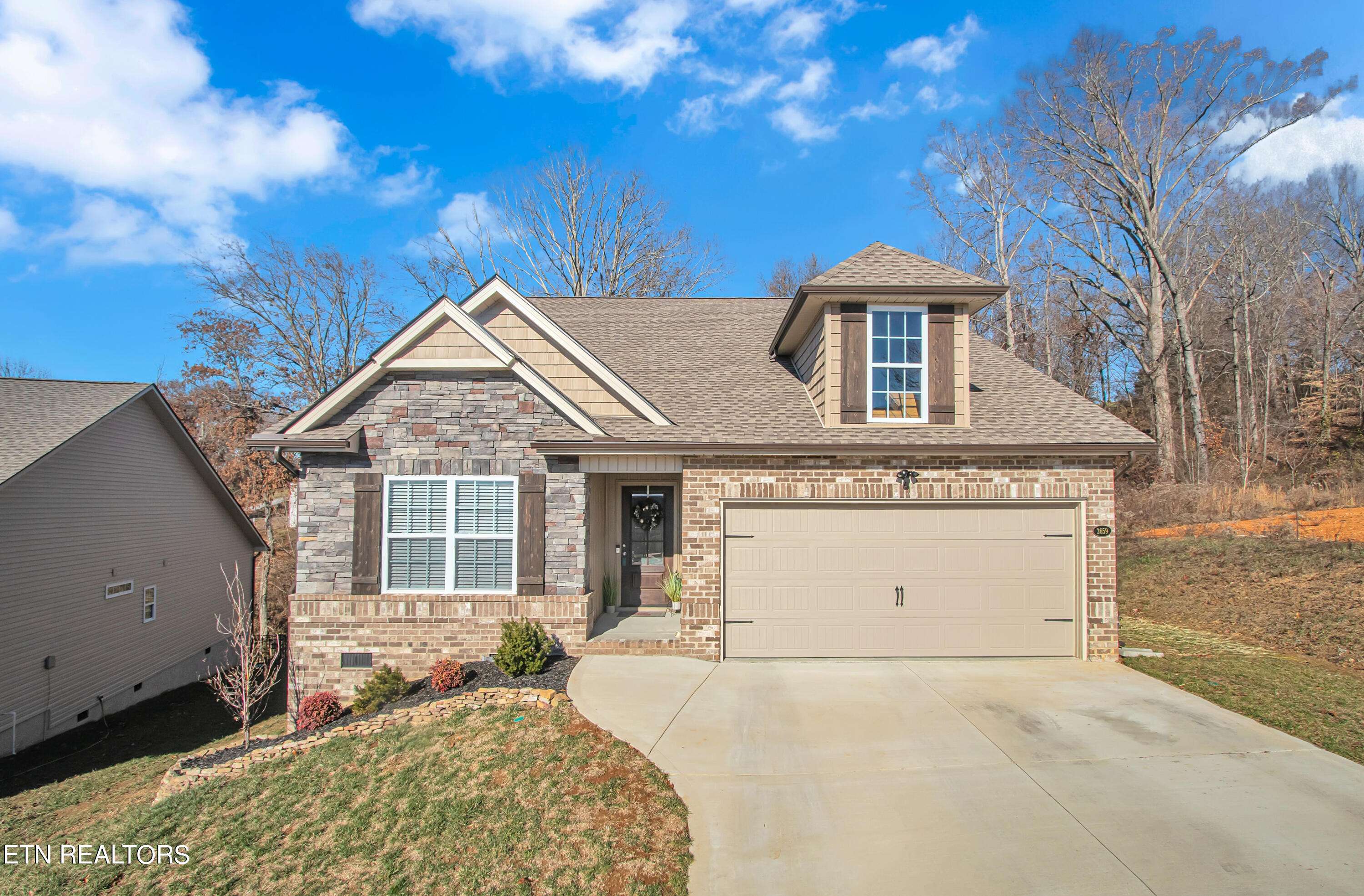 Knoxville, TN 37924,3659 Meredith Lynn WAY