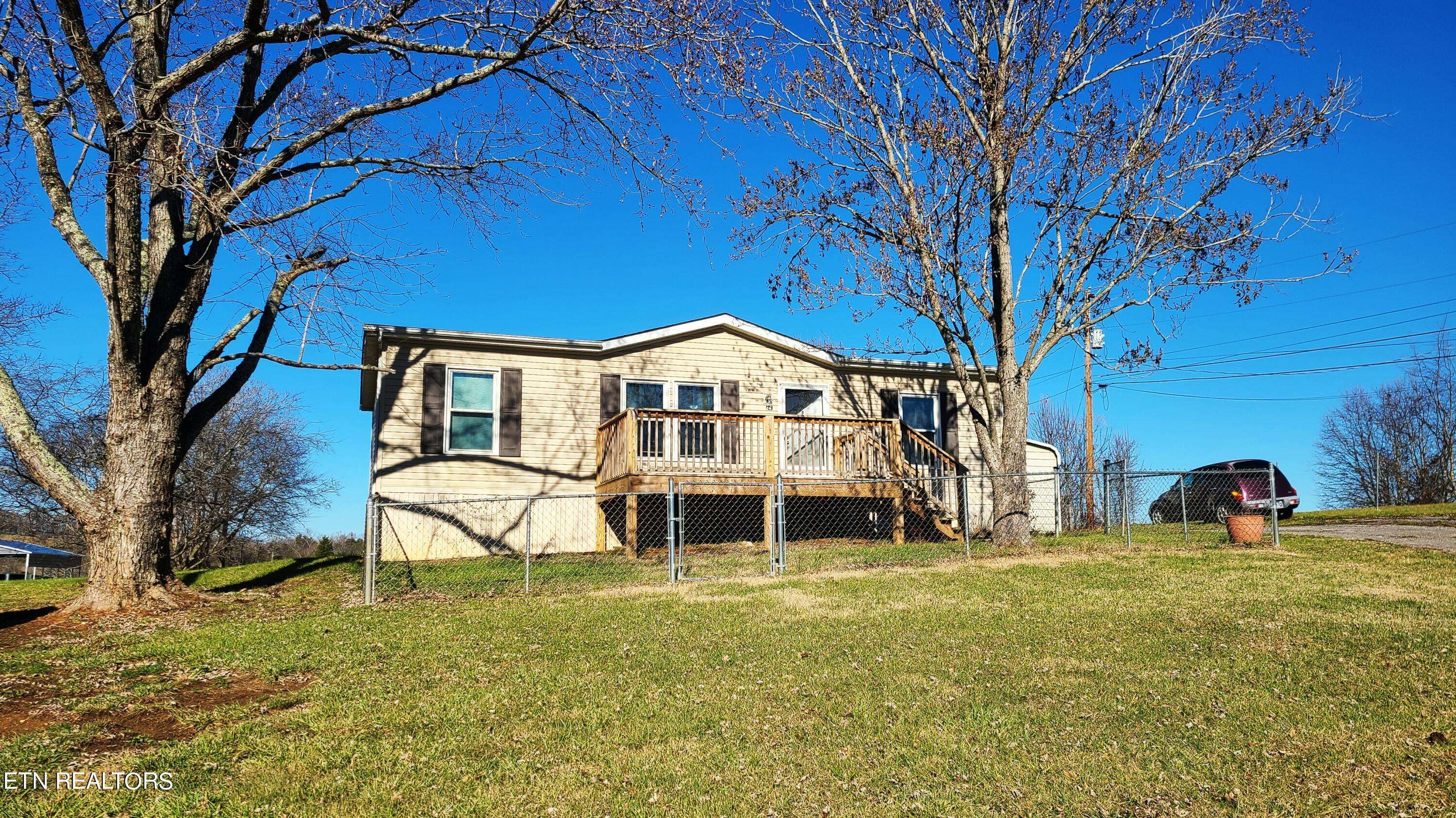 Morristown, TN 37813,915 Drew DR