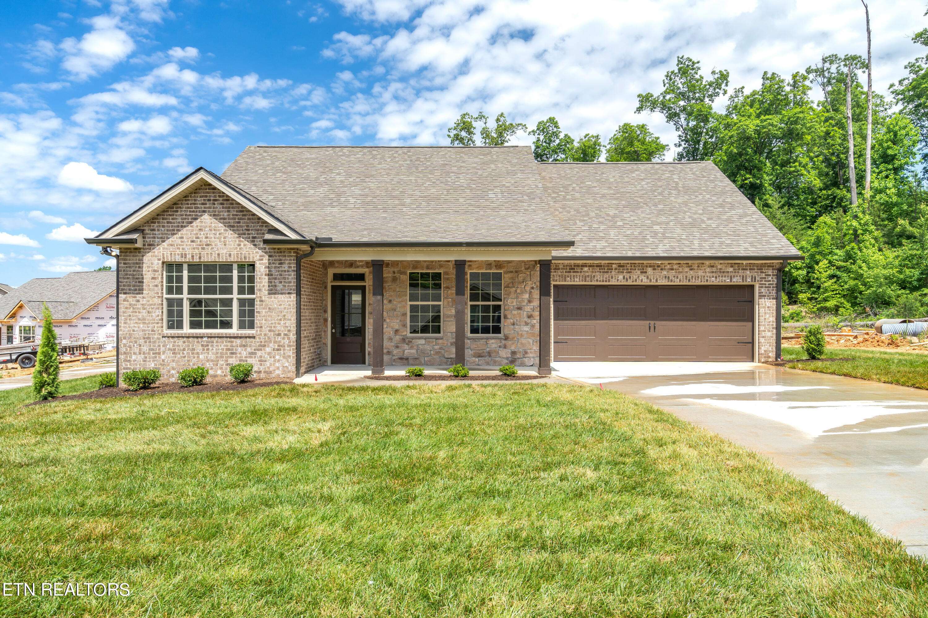 Lenoir City, TN 37772,1554 Mountain DR