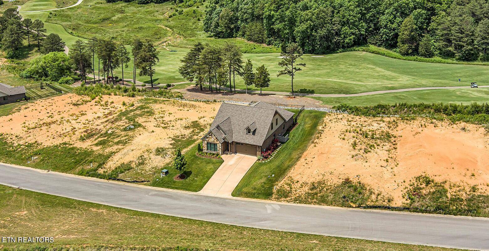 Lenoir City, TN 37772,127 Driftwood LN