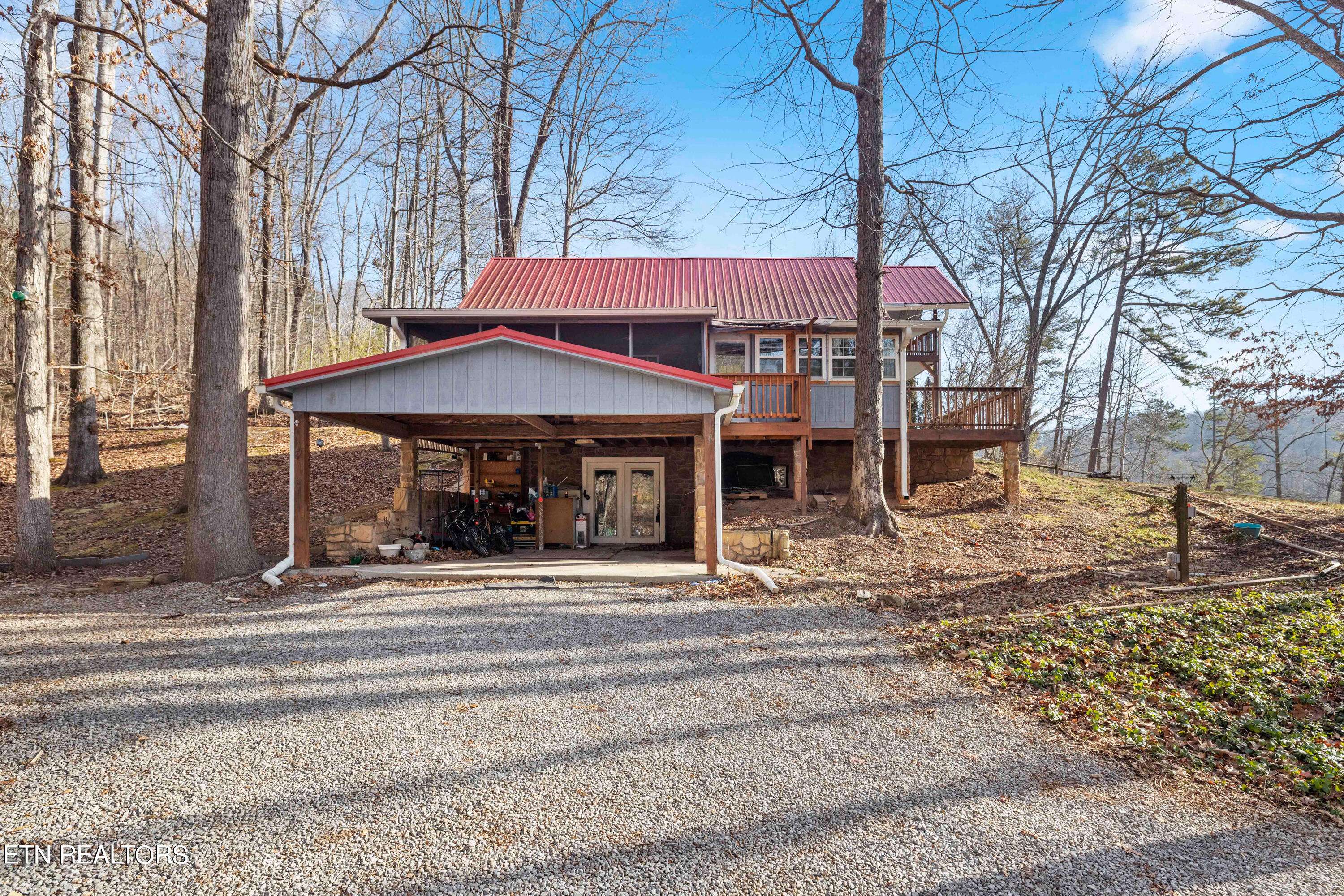 Madisonville, TN 37354,850 Laurel Lake CIR