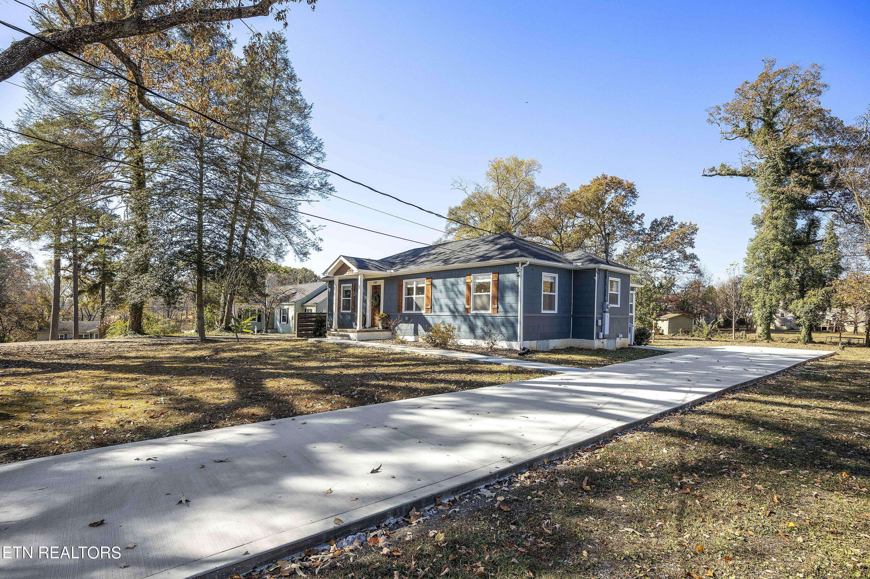 Knoxville, TN 37918,1307 Woodcrest DR