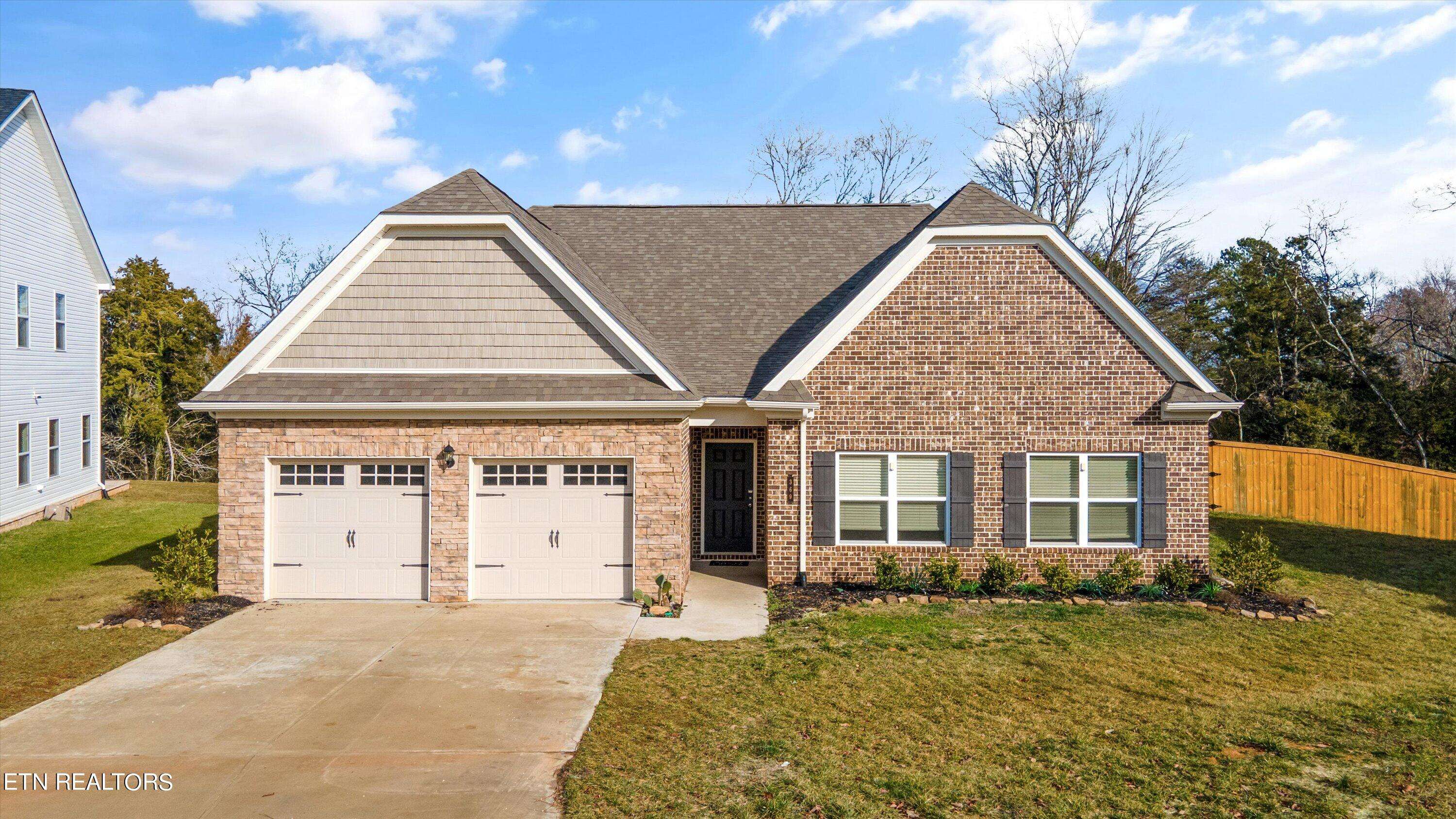 Lenoir City, TN 37771,369 Aspen DR