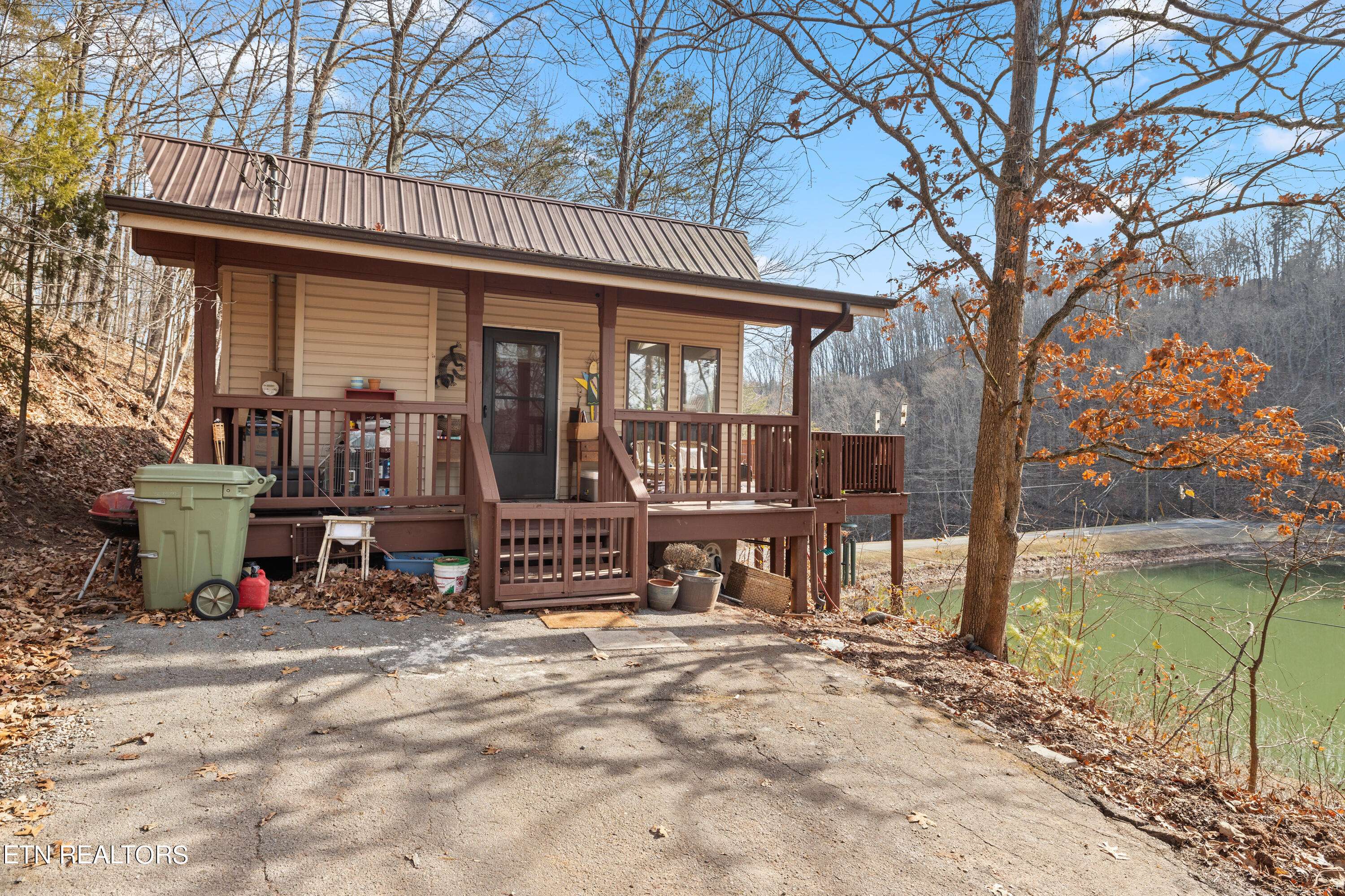 Madisonville, TN 37354,776 Laurel Lake CIR