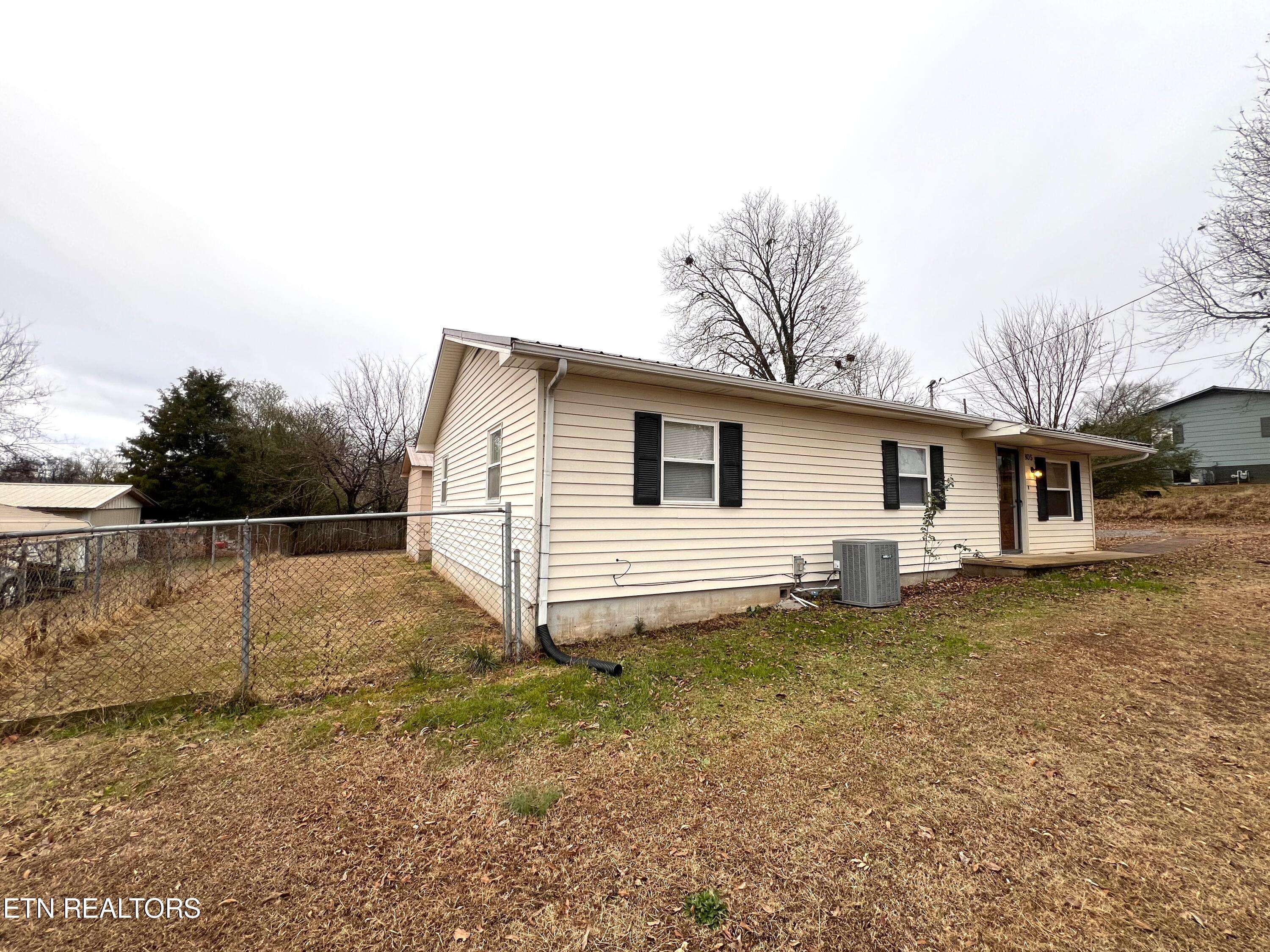 Sweetwater, TN 37874,805 Chestnut St