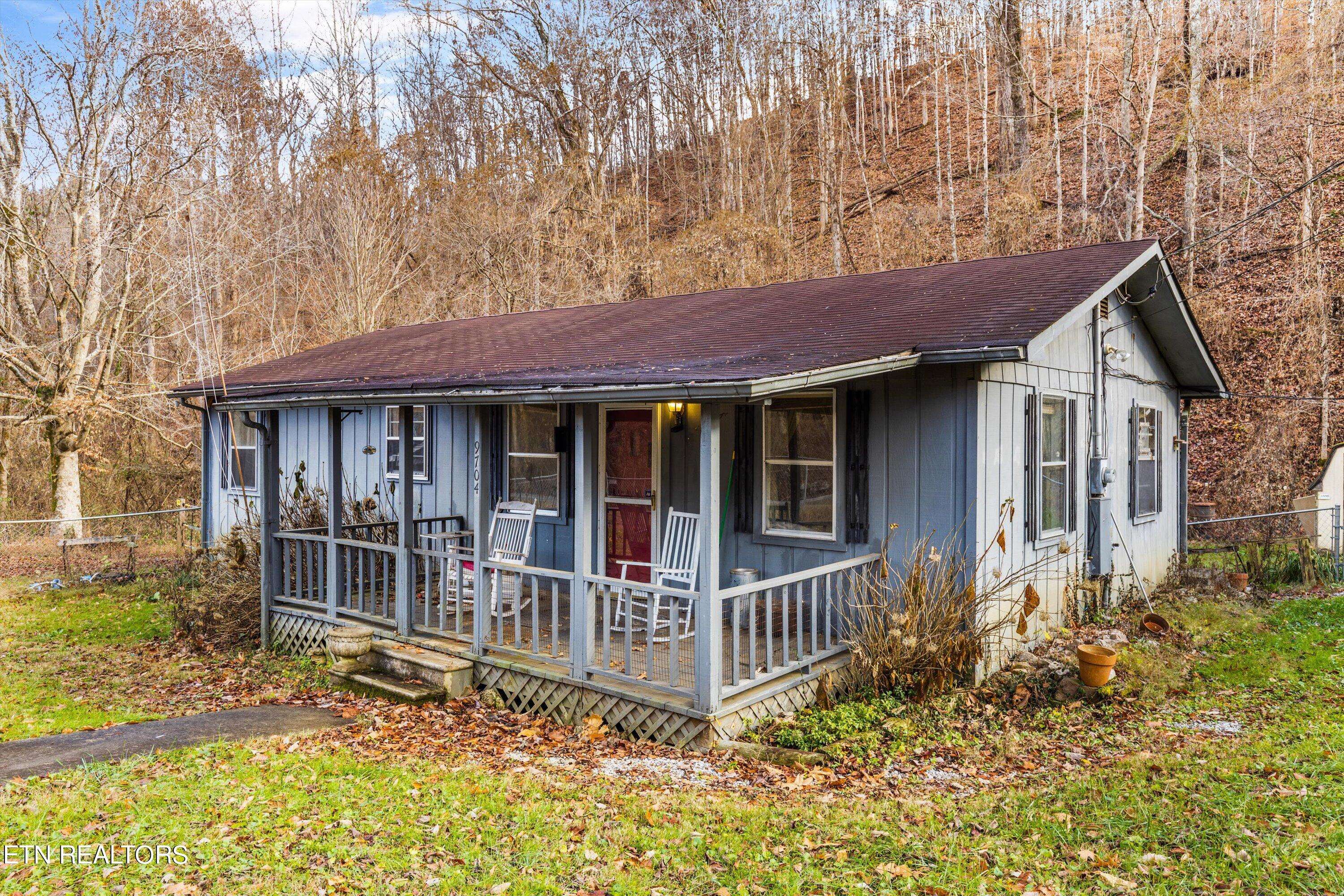 Corryton, TN 37721,9704 Hogskin Rd