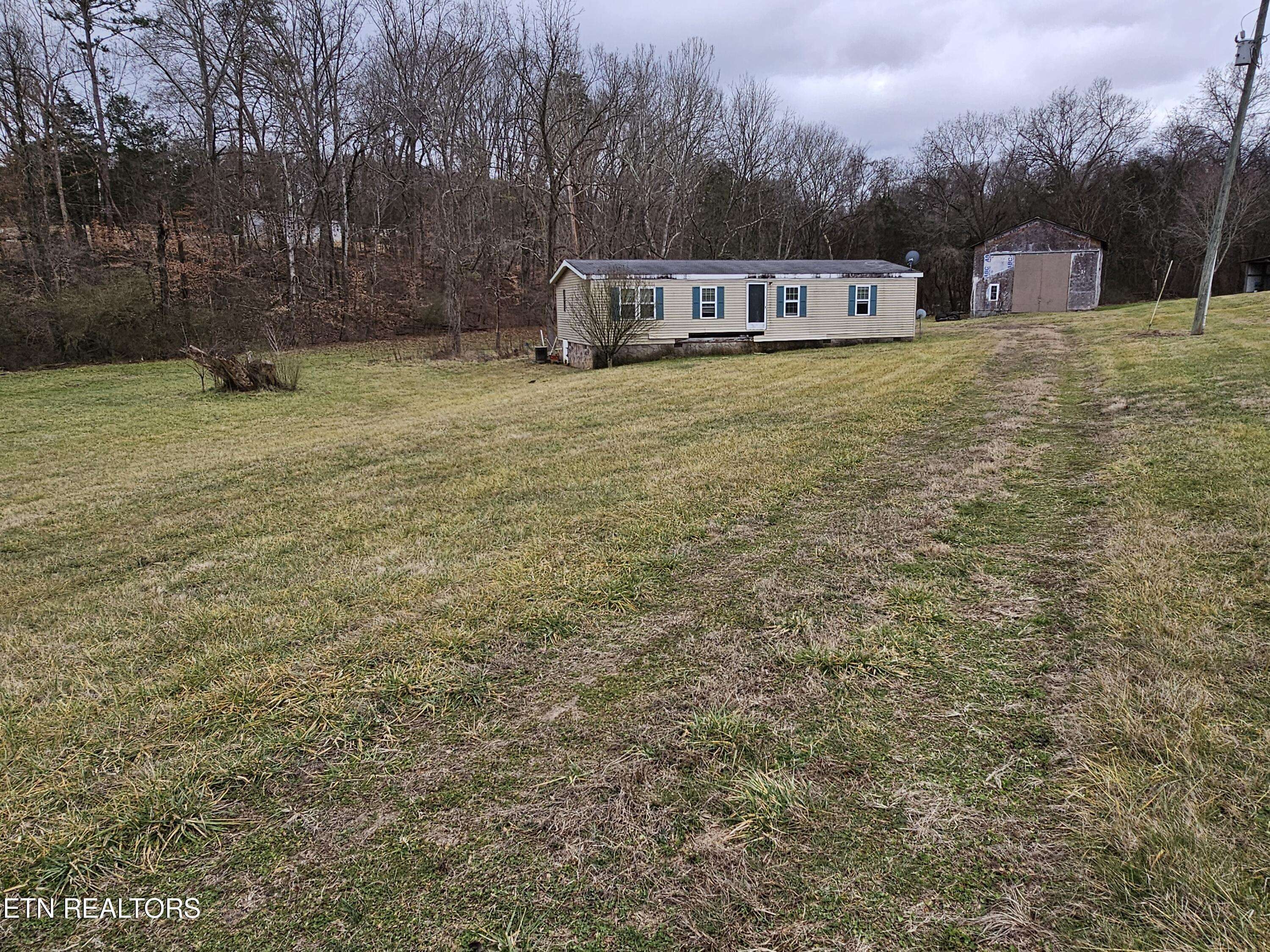 Dandridge, TN 37725,1007 Spring Creek Rd