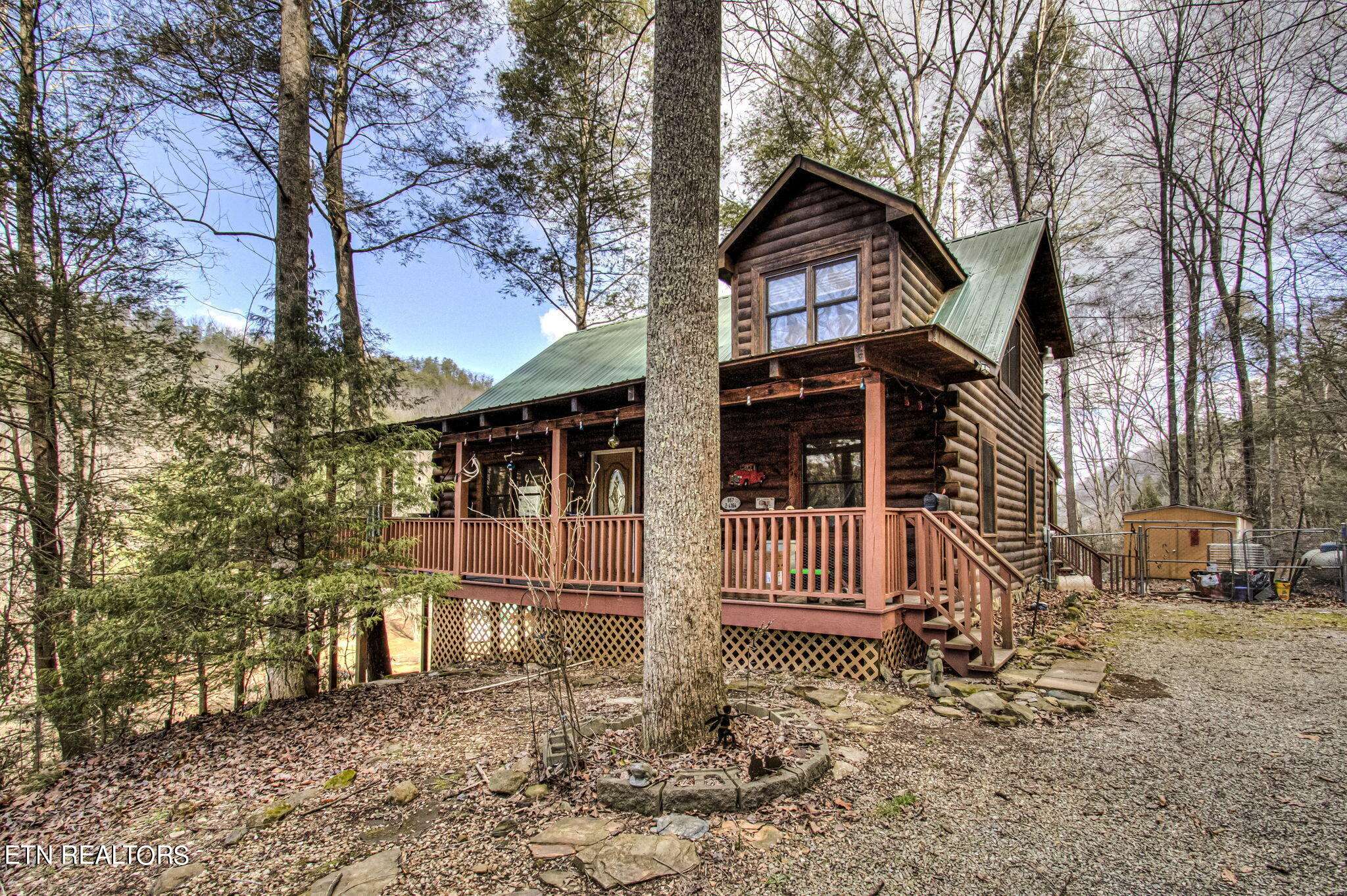 Tellico Plains, TN 37385,847 Steer Creek Rd