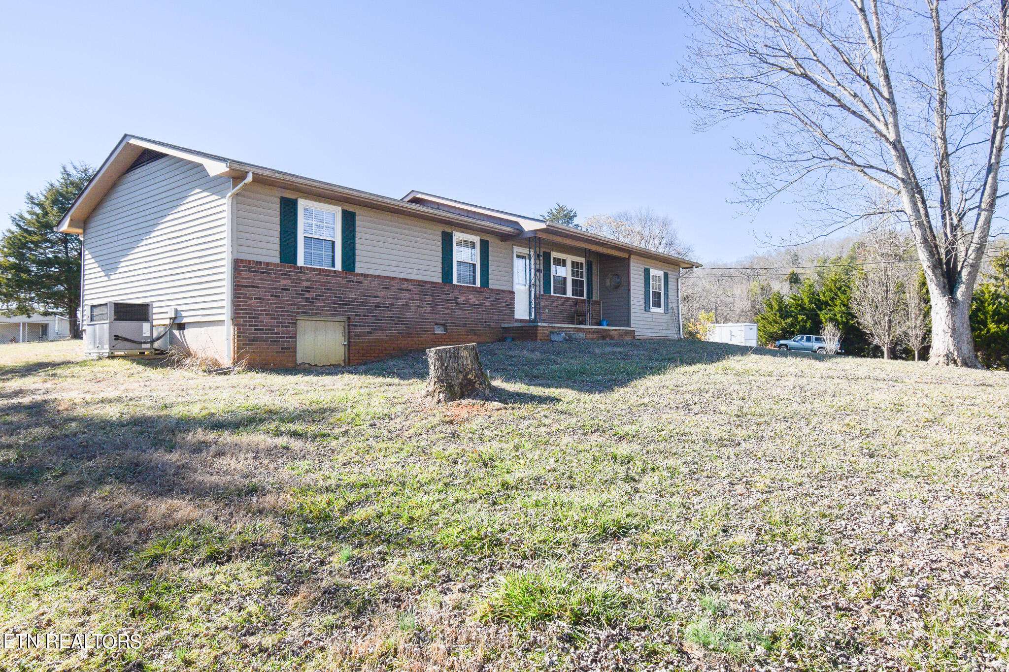 Dandridge, TN 37725,1411 Windsor DR