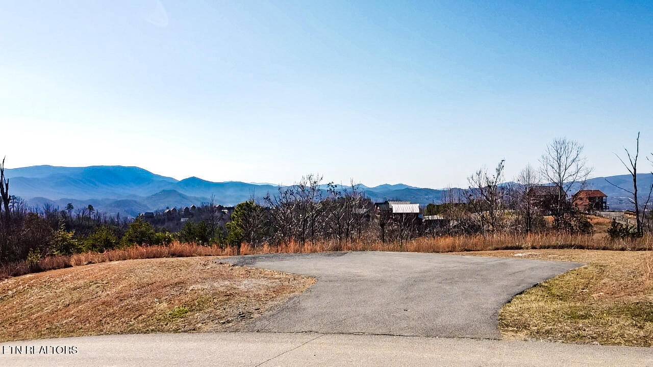 Sevierville, TN 37876,2023 Starr Crest DR