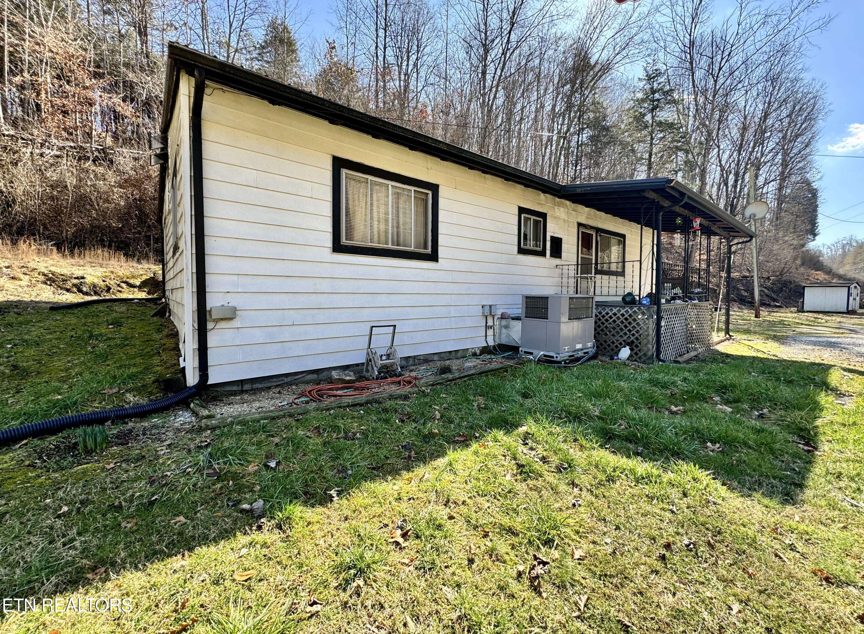 New Tazewell, TN 37825,107 Cape Norris Rd