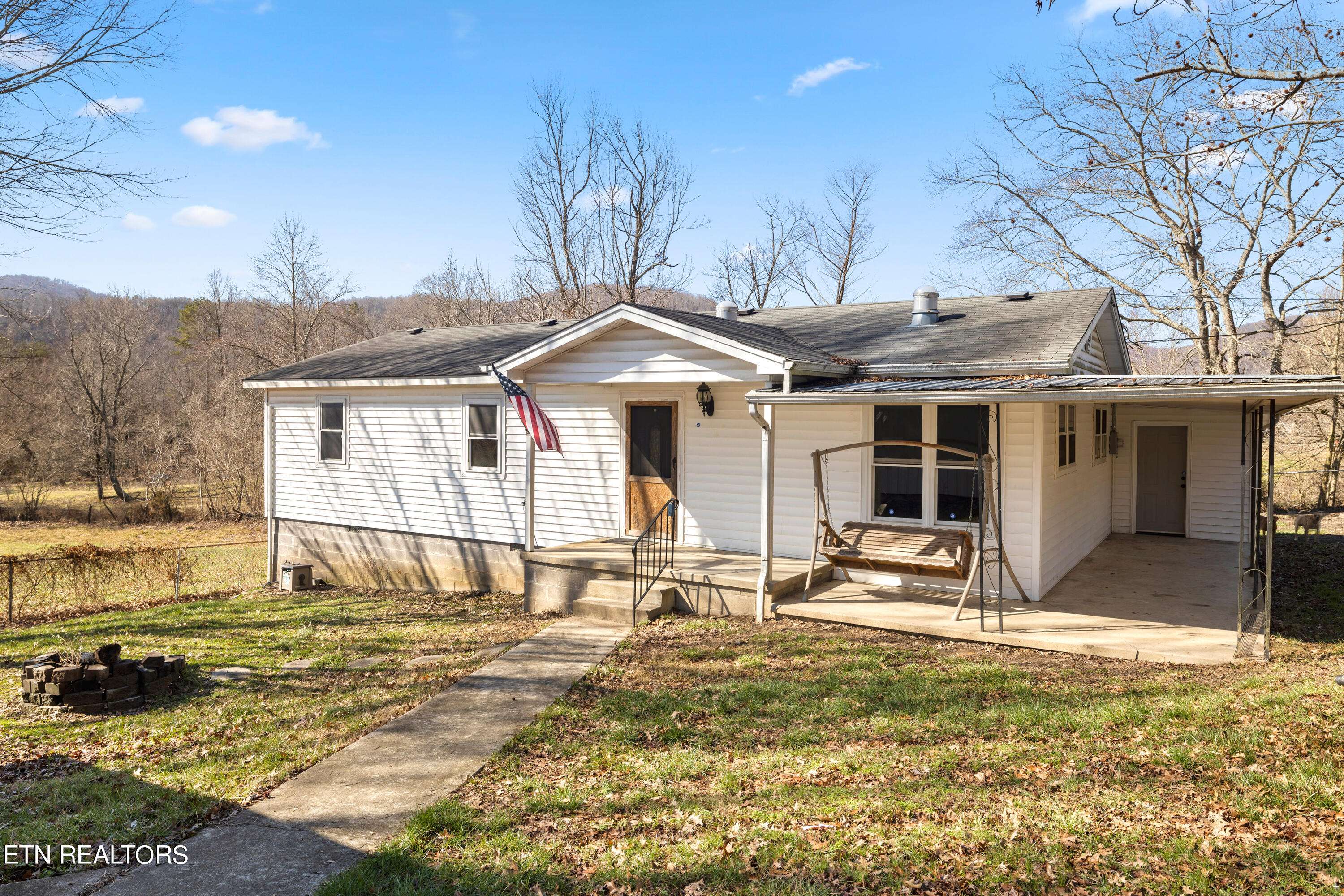 Jellico, TN 37762,375 Old Wooldridge PIKE