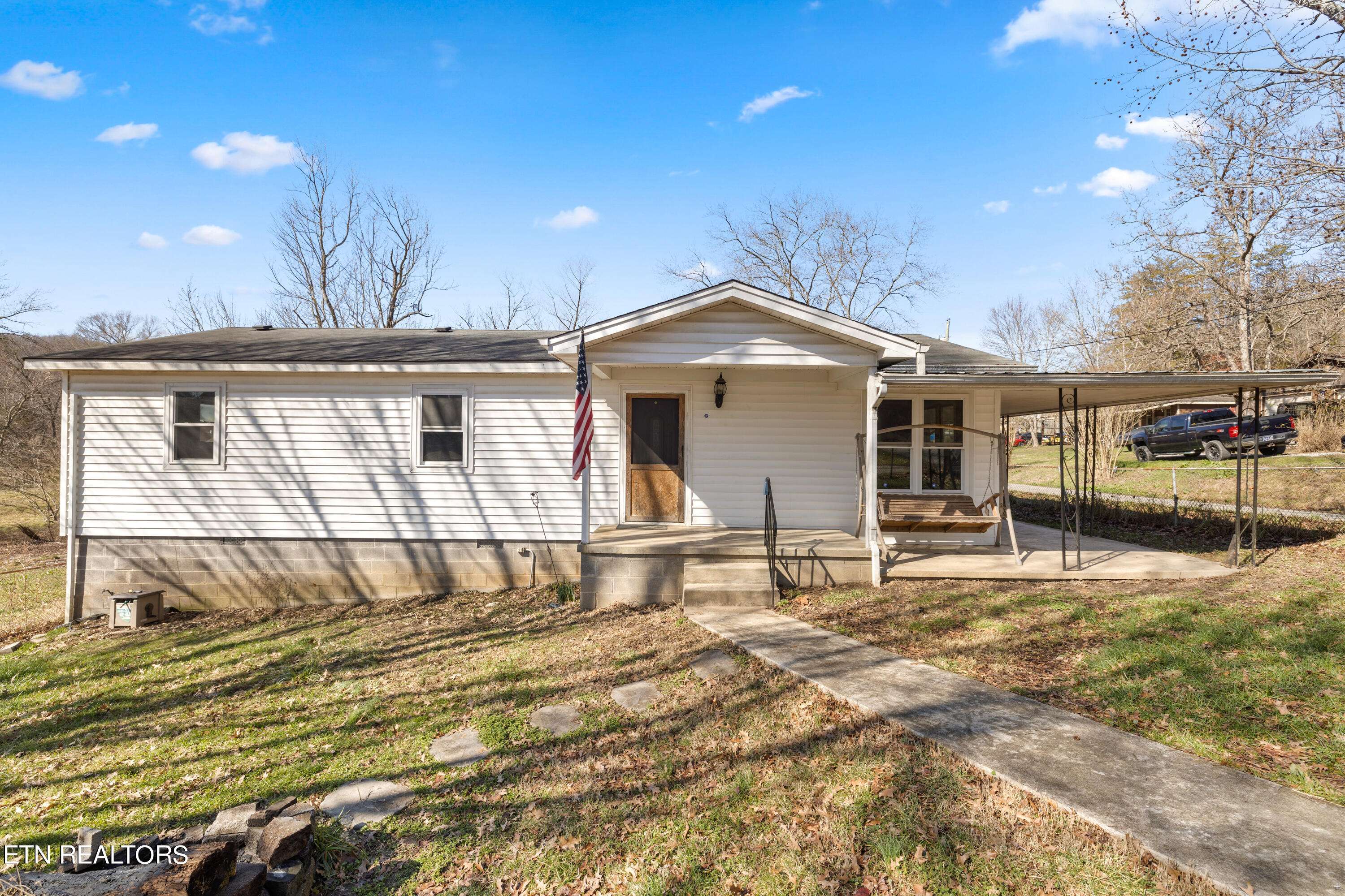 Jellico, TN 37762,375 Old Wooldridge PIKE