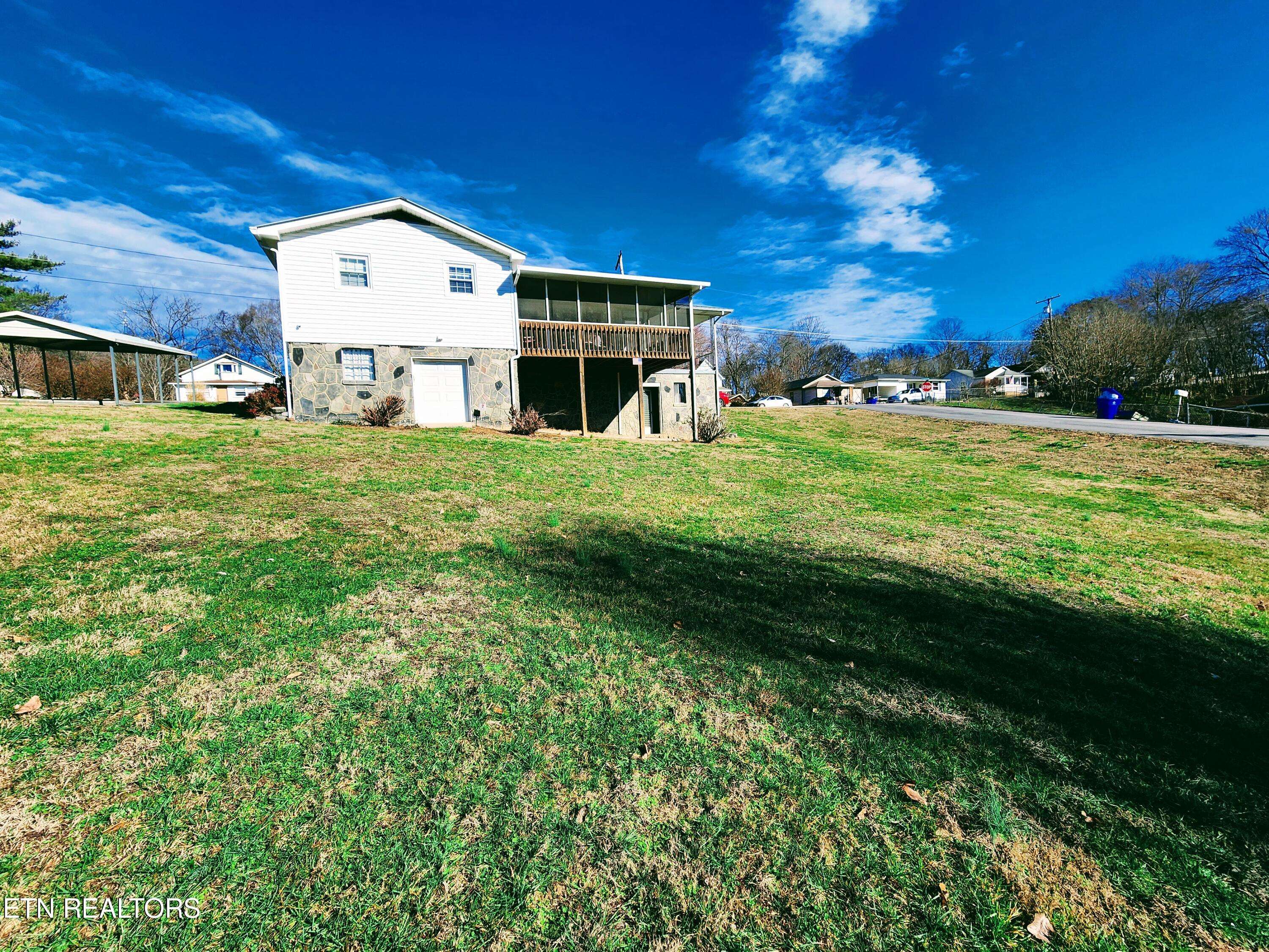 Harriman, TN 37748,945 Chilhowee St