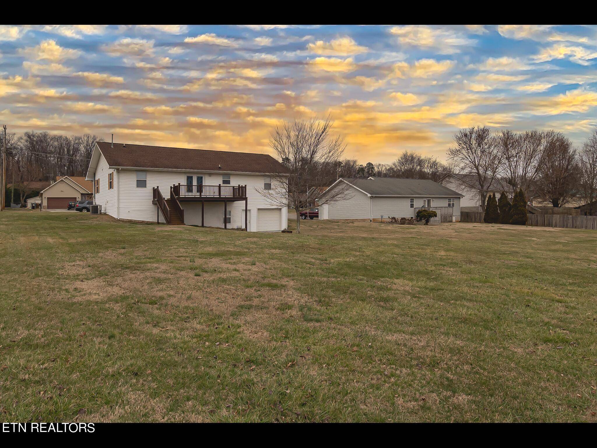 Dandridge, TN 37725,618 Ross DR