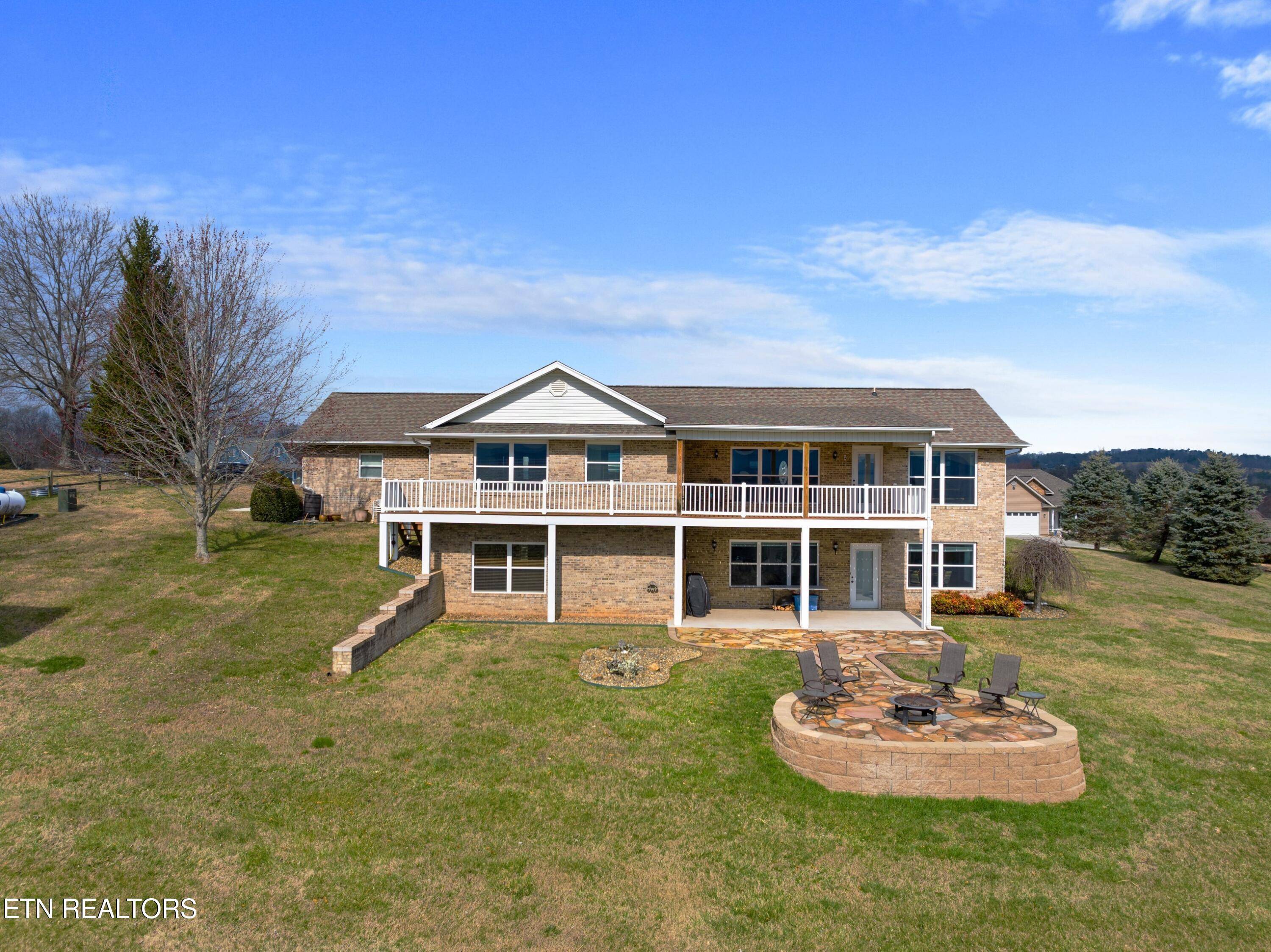 Dandridge, TN 37725,133 Golf View Blvd