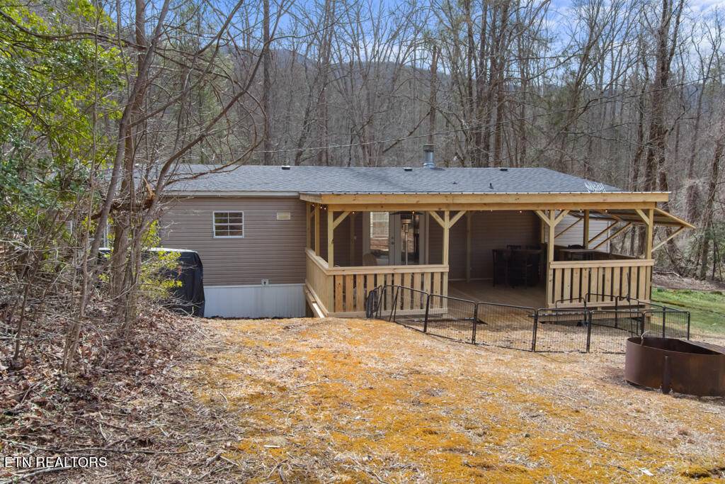 Cosby, TN 37722,200 Laurel Springs Rd