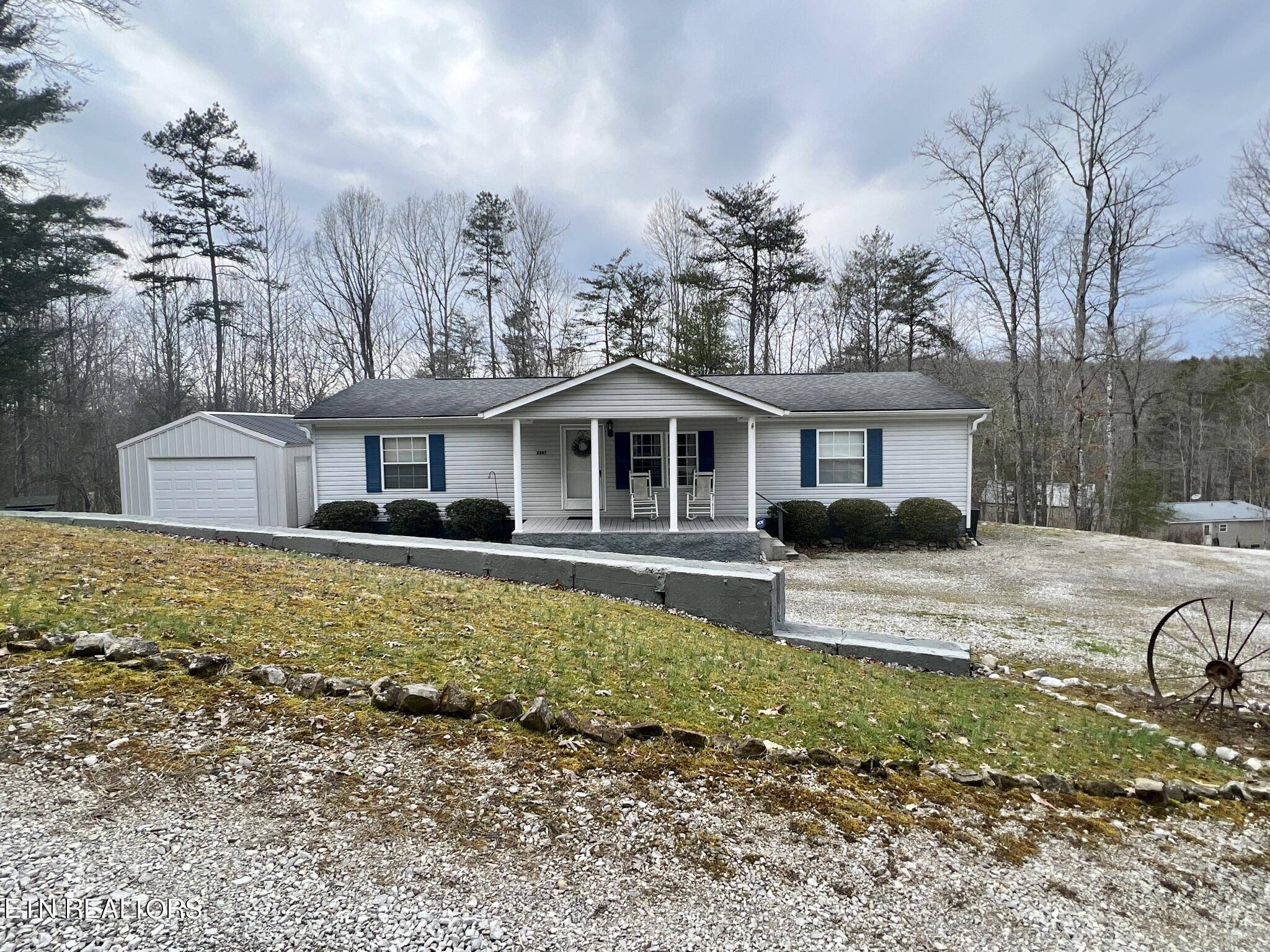 Oneida, TN 37841,3287 Williams Creek Rd