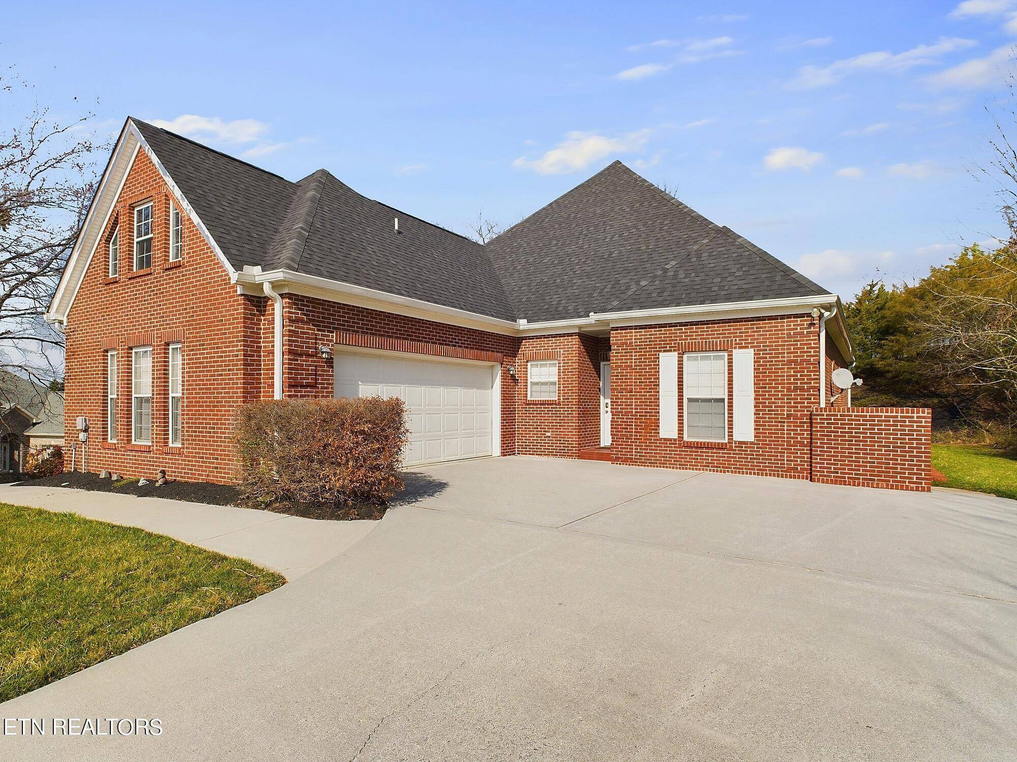 Lenoir City, TN 37772,105 Timber CIR