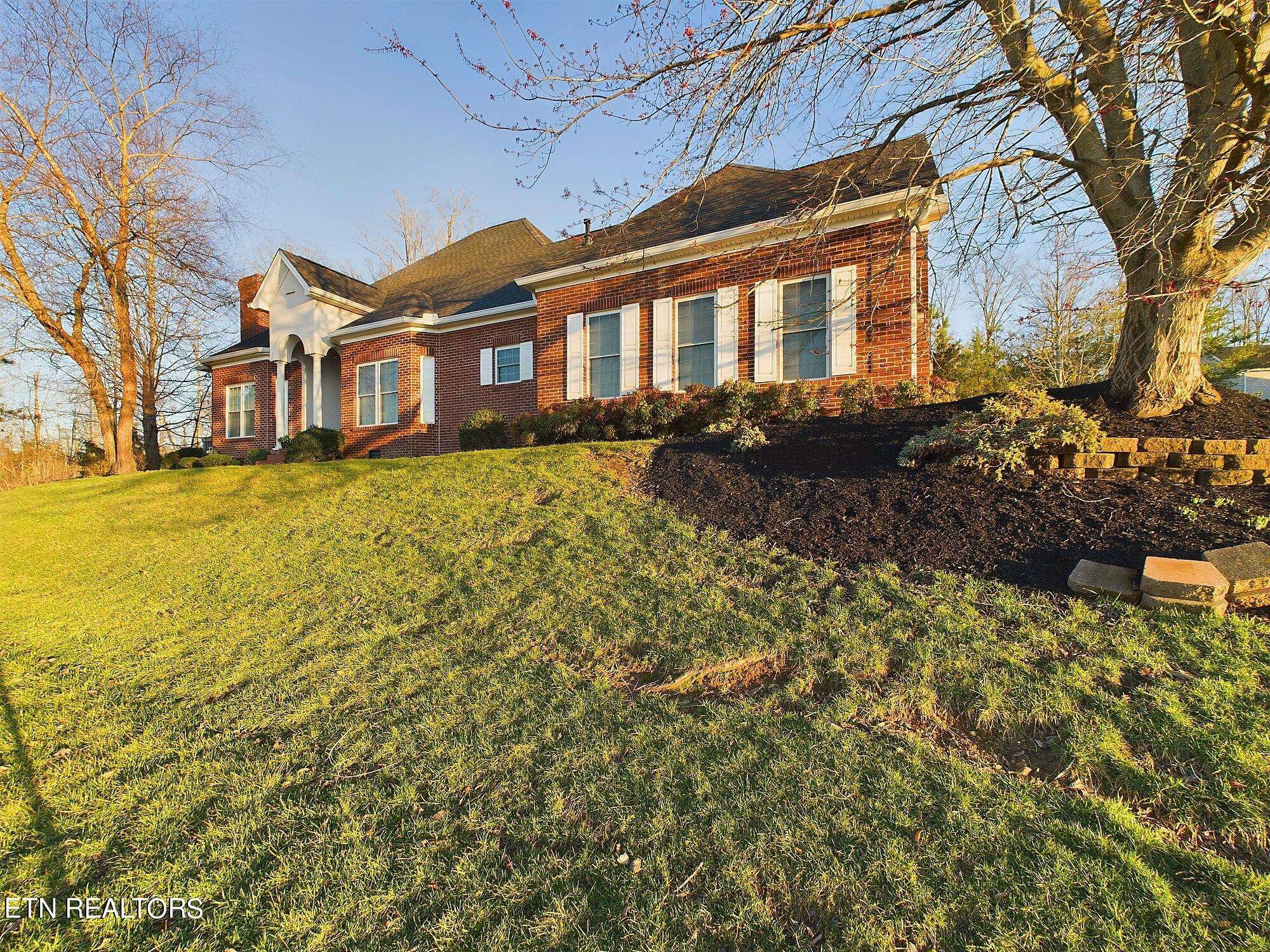 Lenoir City, TN 37772,105 Timber CIR