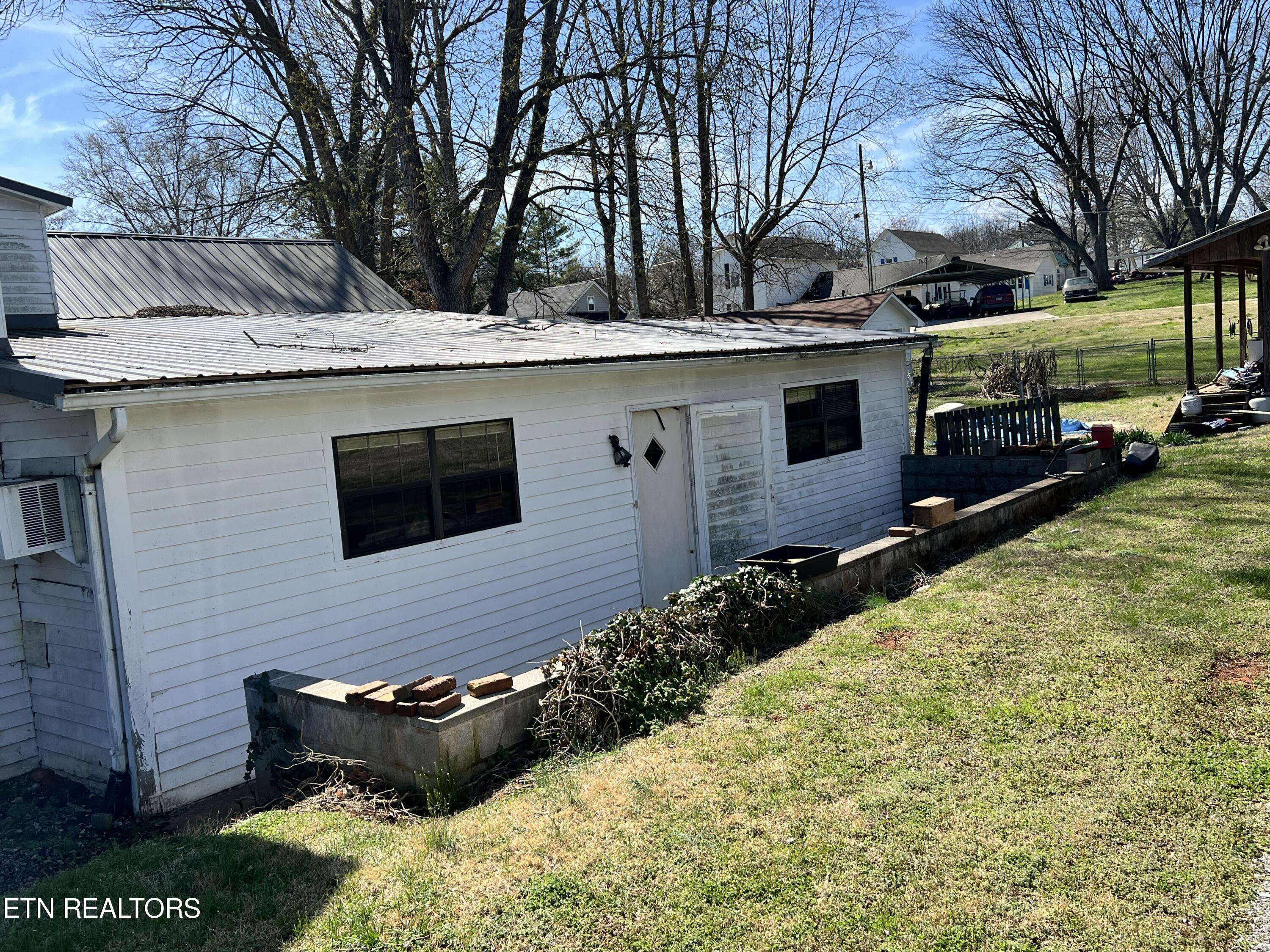 Sweetwater, TN 37874,505 Williams St