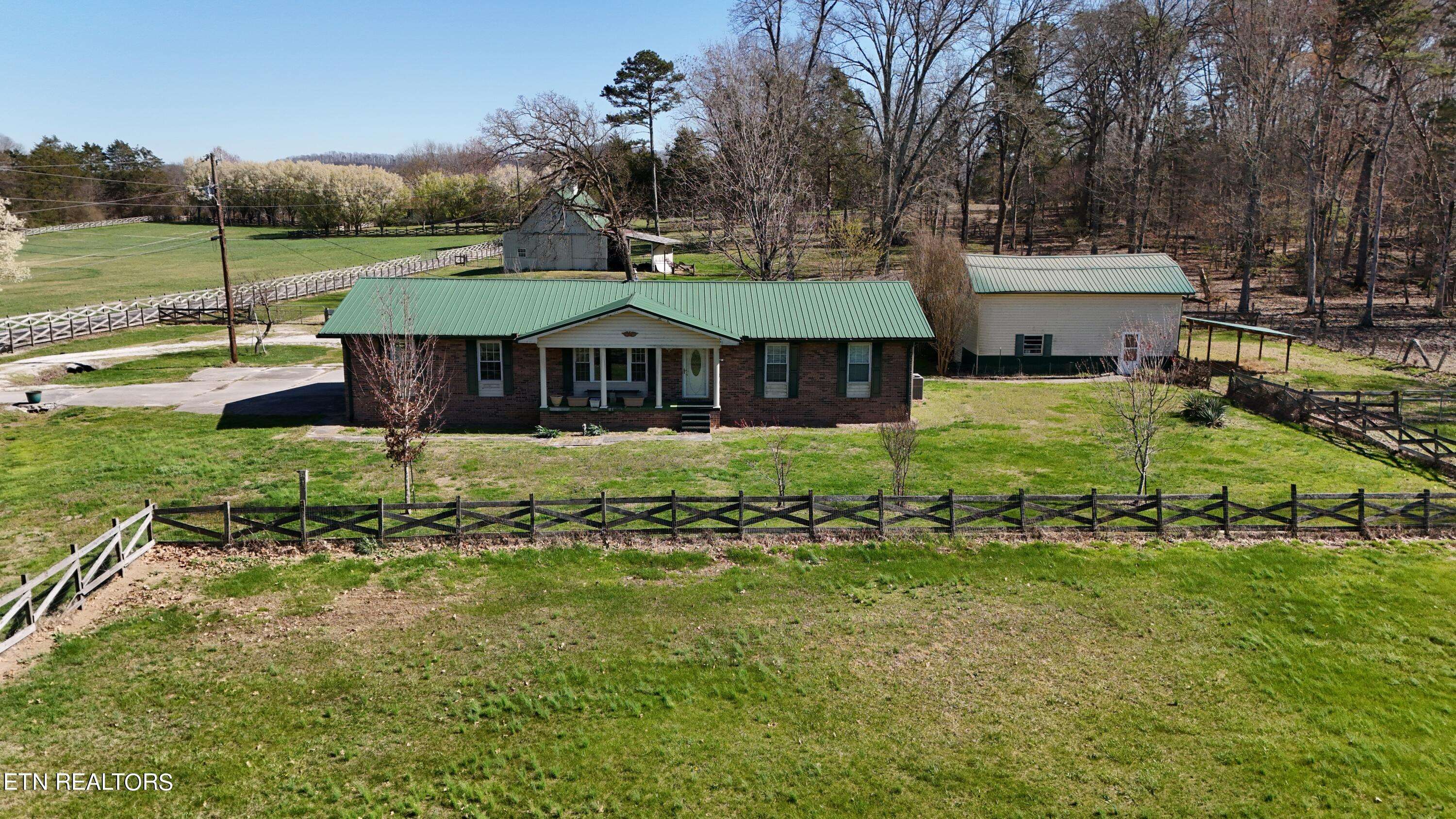 Corryton, TN 37721,7925 Majors Rd