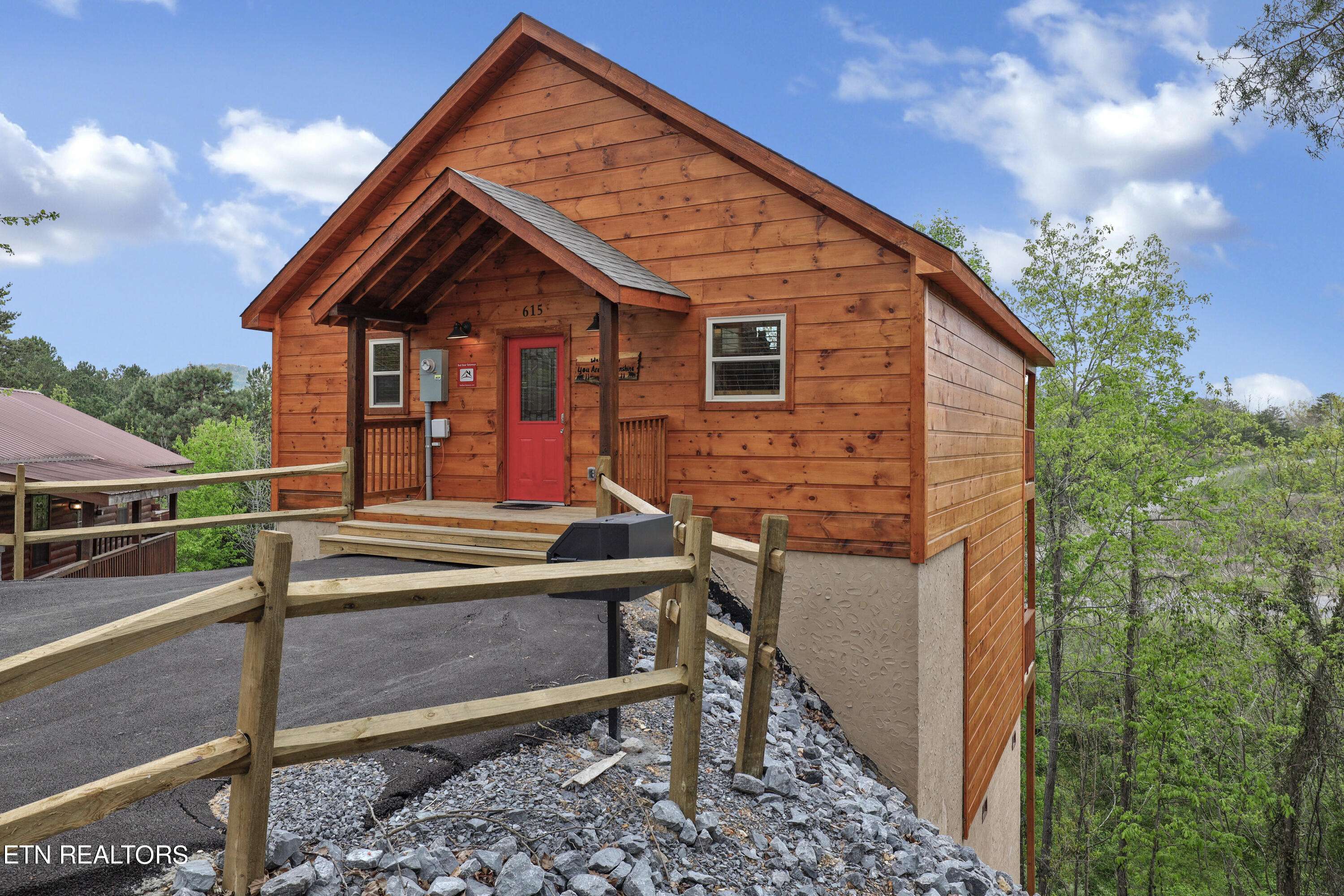 Pigeon Forge, TN 37863,615 Quill Gordon CT