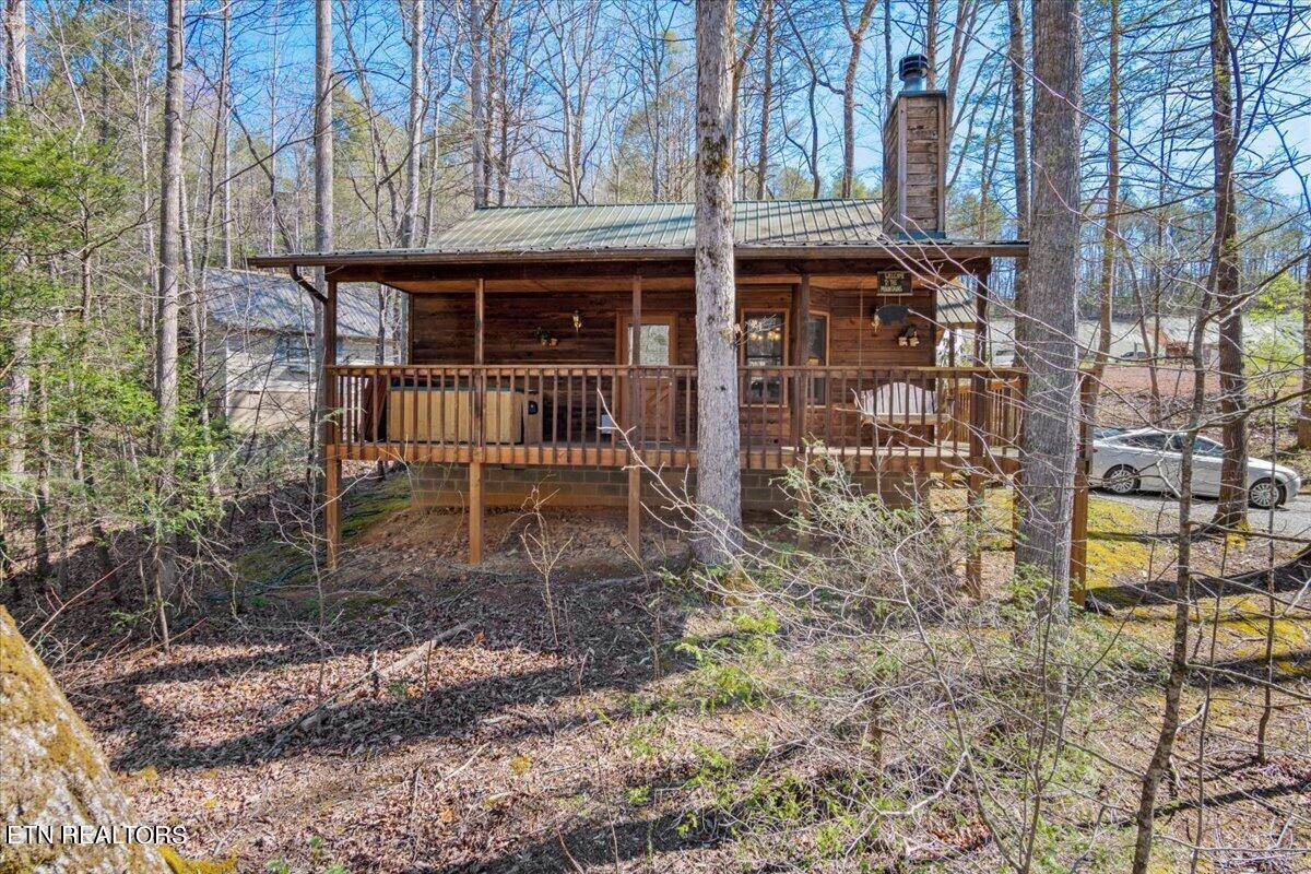 Gatlinburg, TN 37738,212 Whaley DR