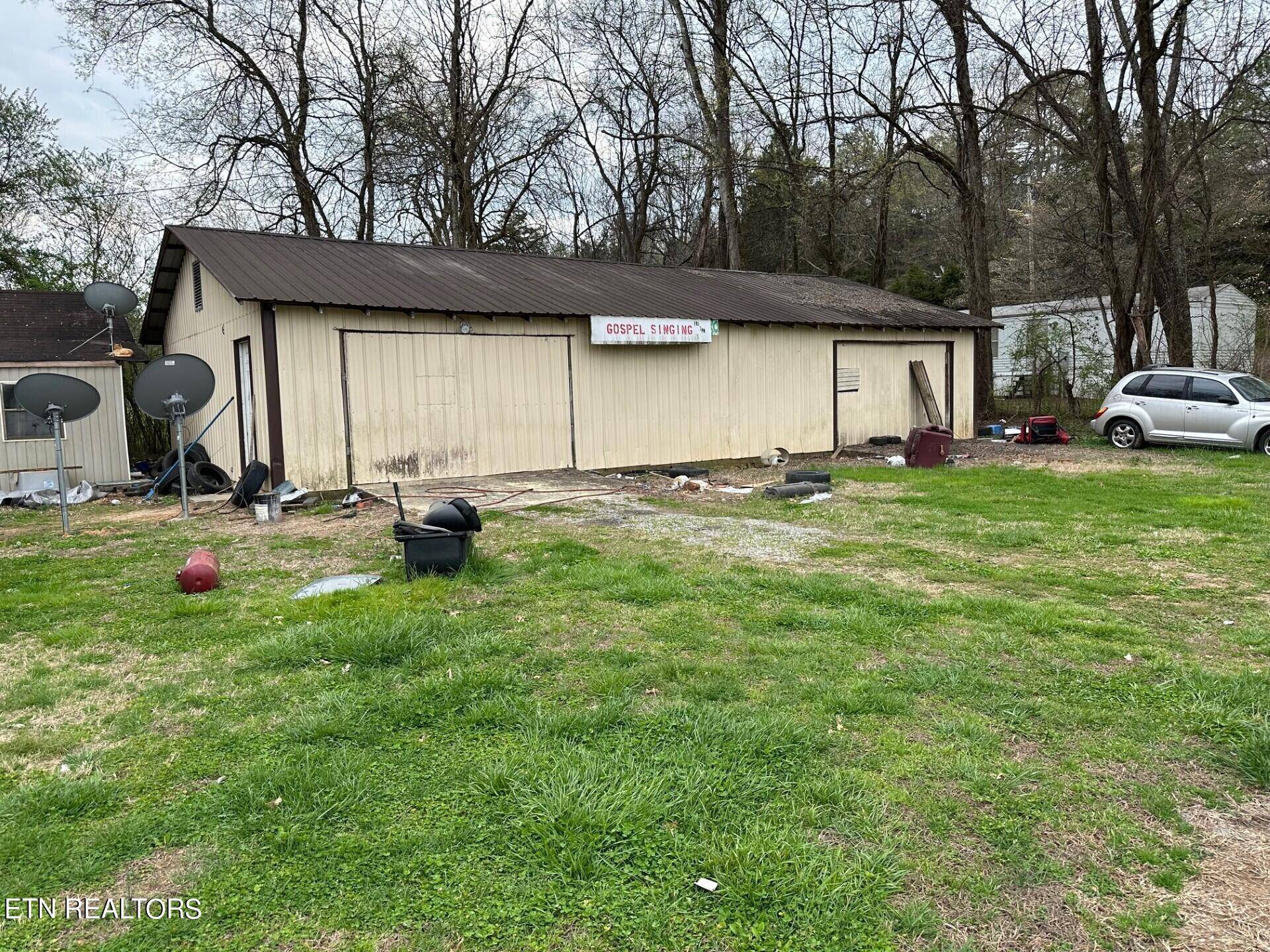 Spring City, TN 37381,1355 Crosby LN