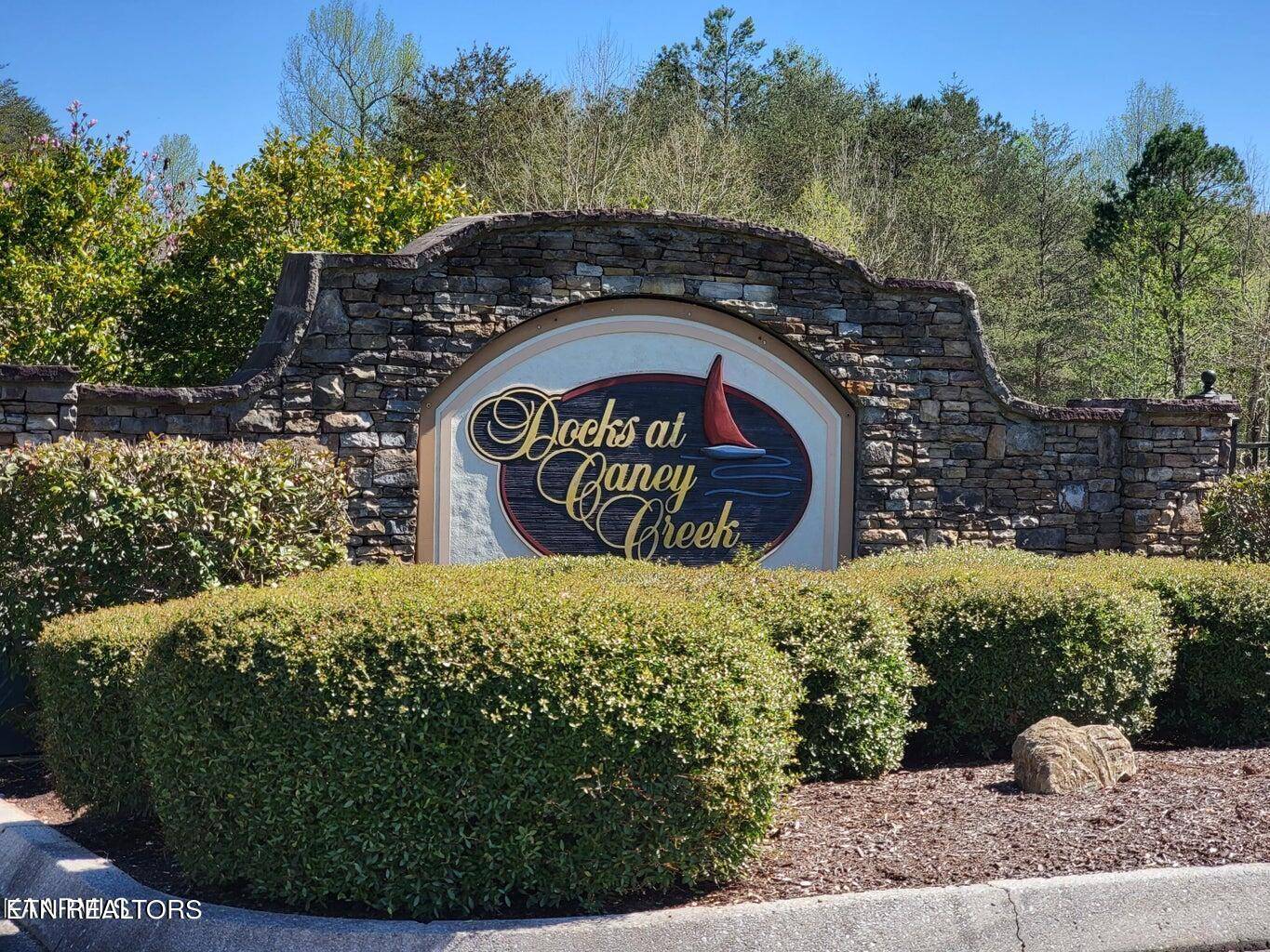 Harriman, TN 37748,308 Caney View DR