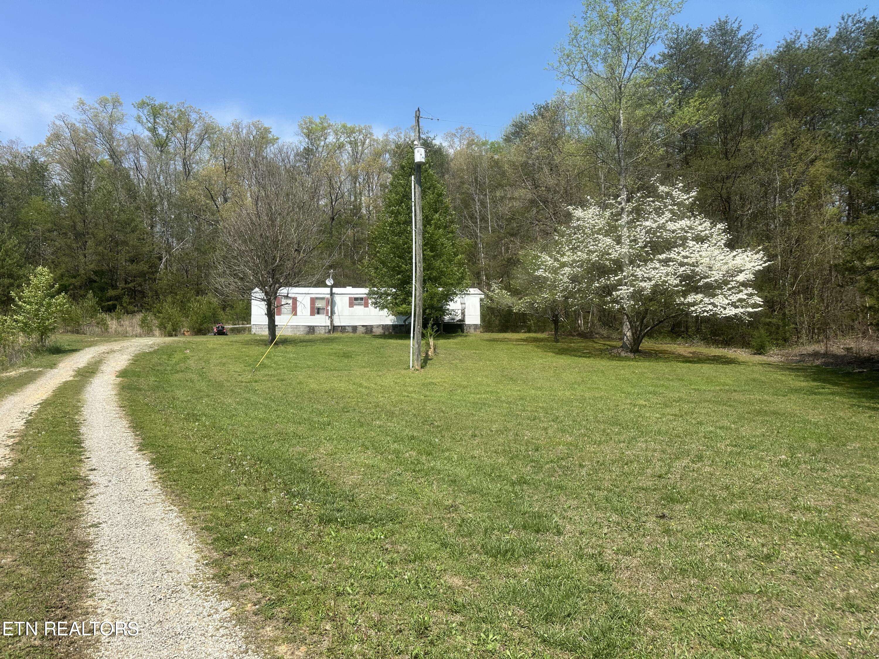 Tellico Plains, TN 37385,146 Williams Rd